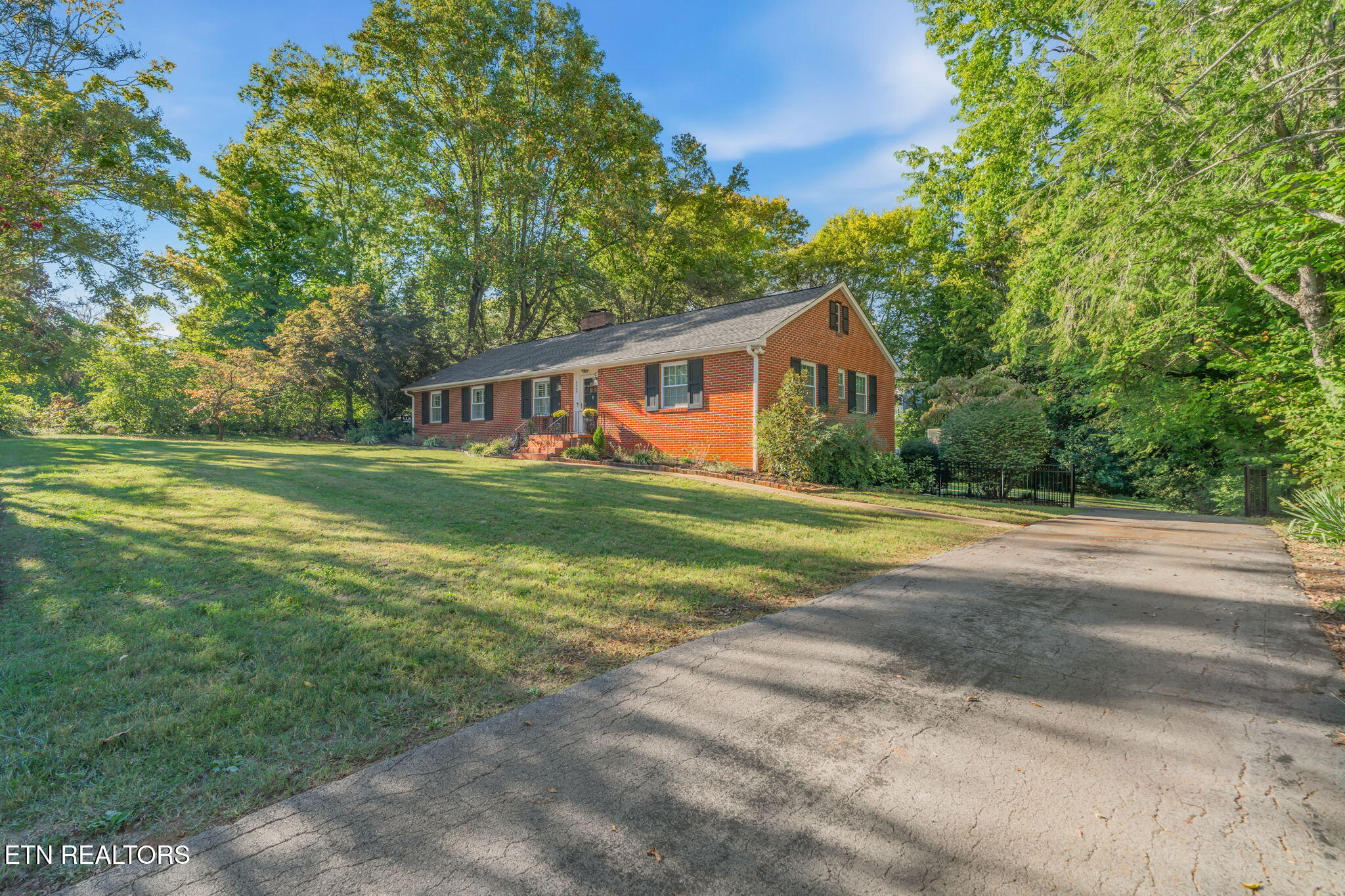 6909 Deane Hill Drive Knoxville TN 37919