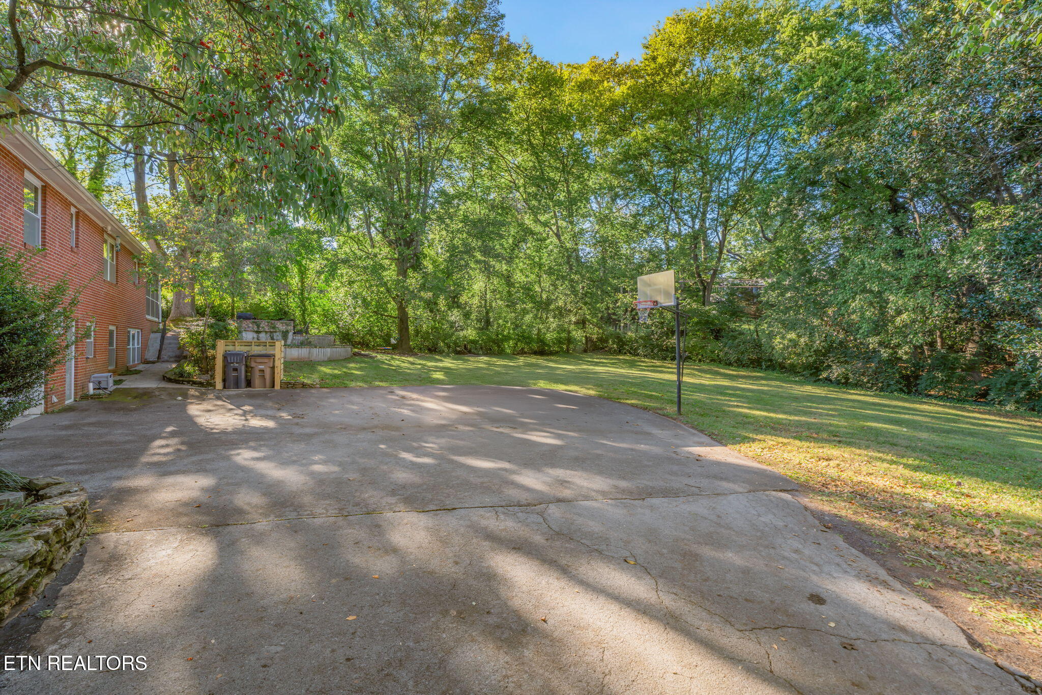 6909 Deane Hill Drive Knoxville TN 37919