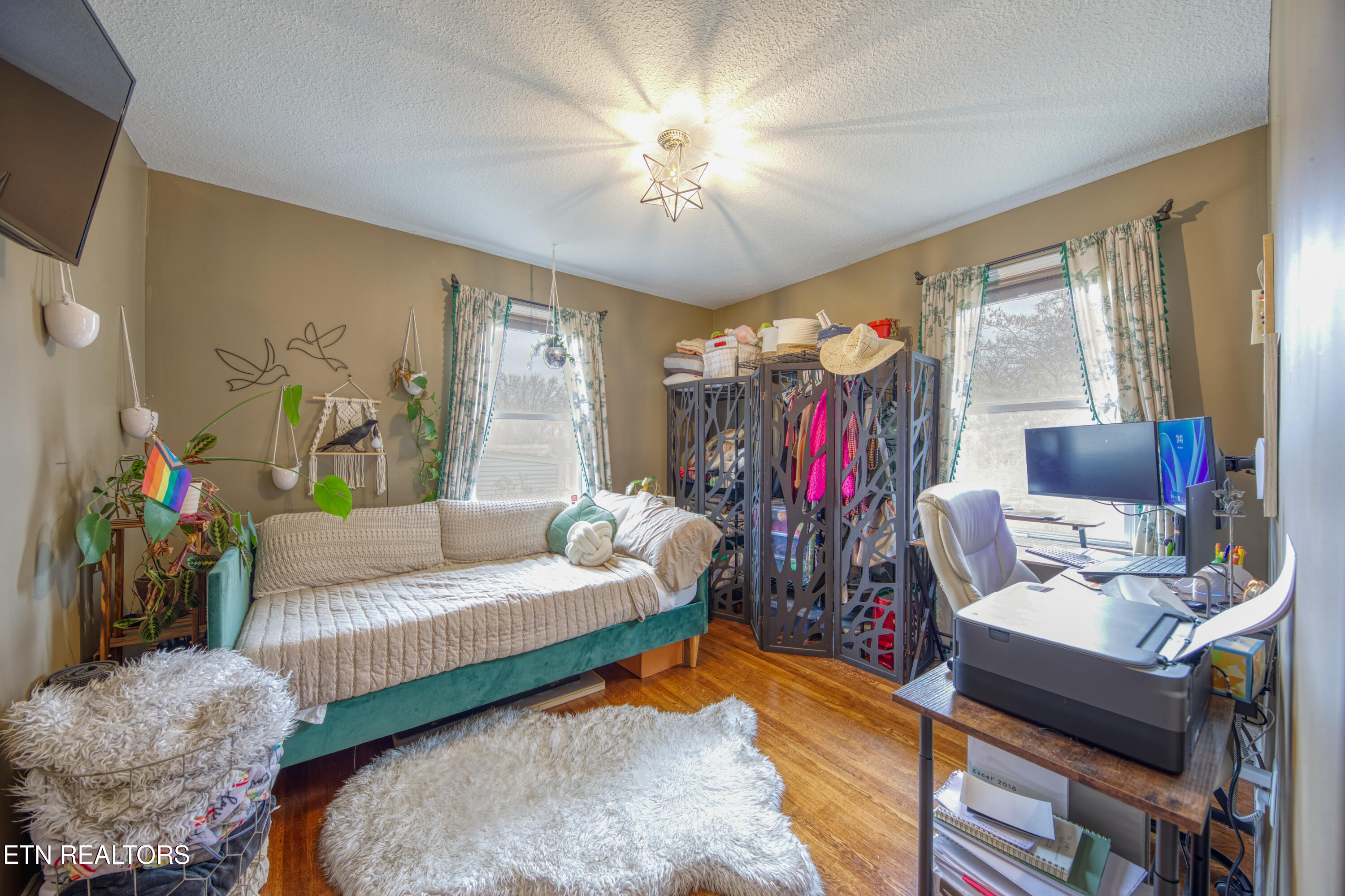 2431 Teeple Street Knoxville TN 37917