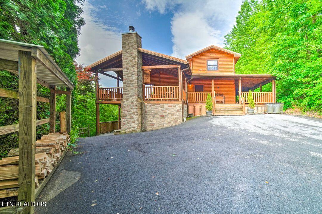 4750 Townsend Drive Gatlinburg TN 37738