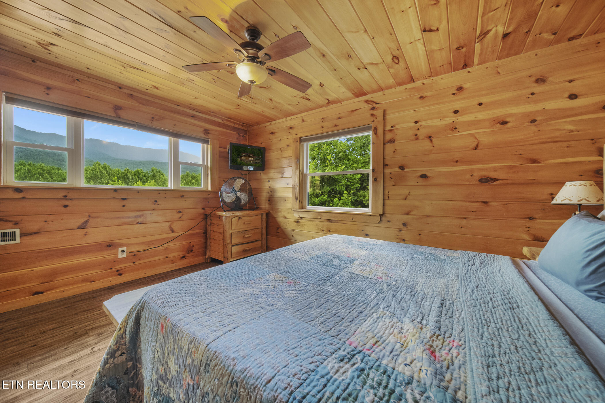 4750 Townsend Drive Gatlinburg TN 37738