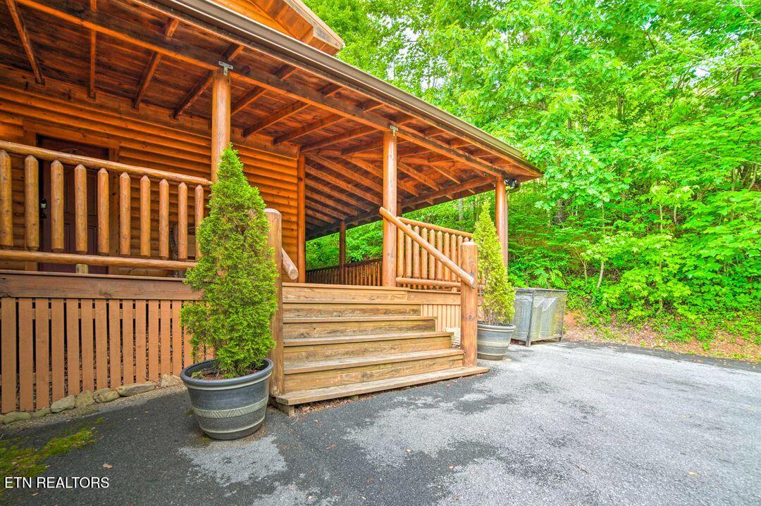 4750 Townsend Drive Gatlinburg TN 37738