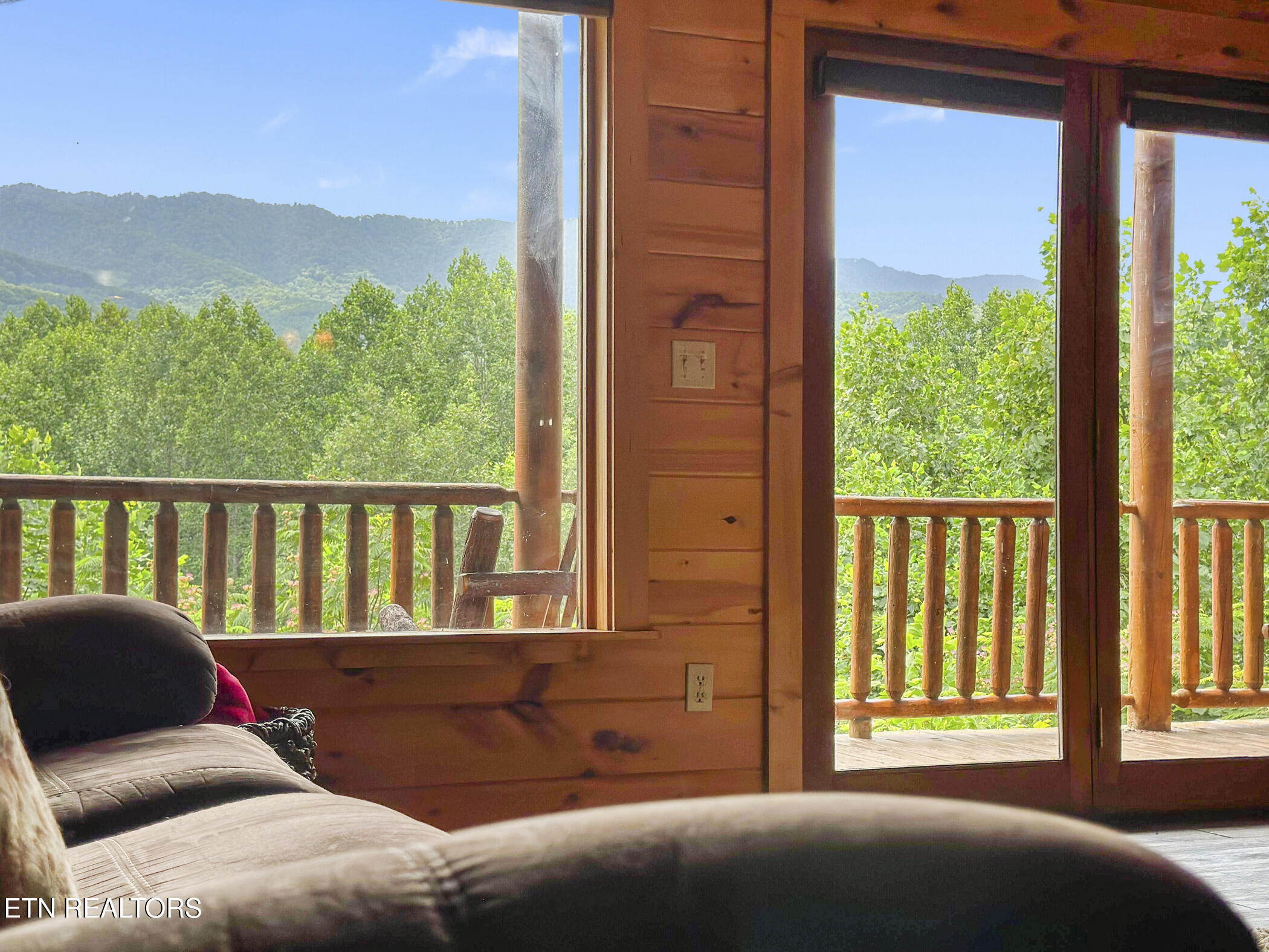 4750 Townsend Drive Gatlinburg TN 37738