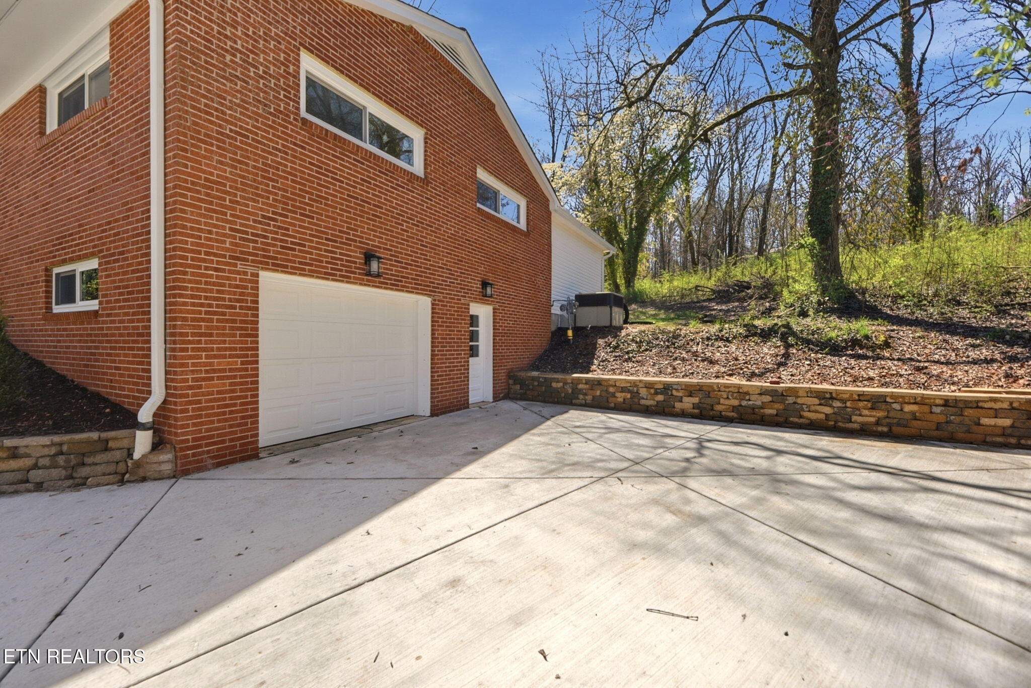 1417 SW Audena Lane Knoxville TN 37919