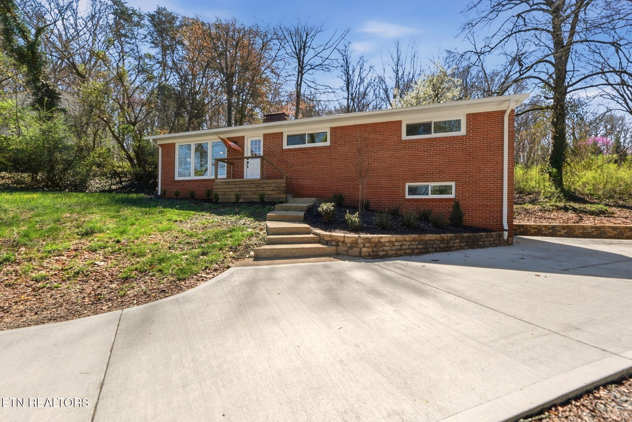 1417 SW Audena Lane Knoxville TN 37919