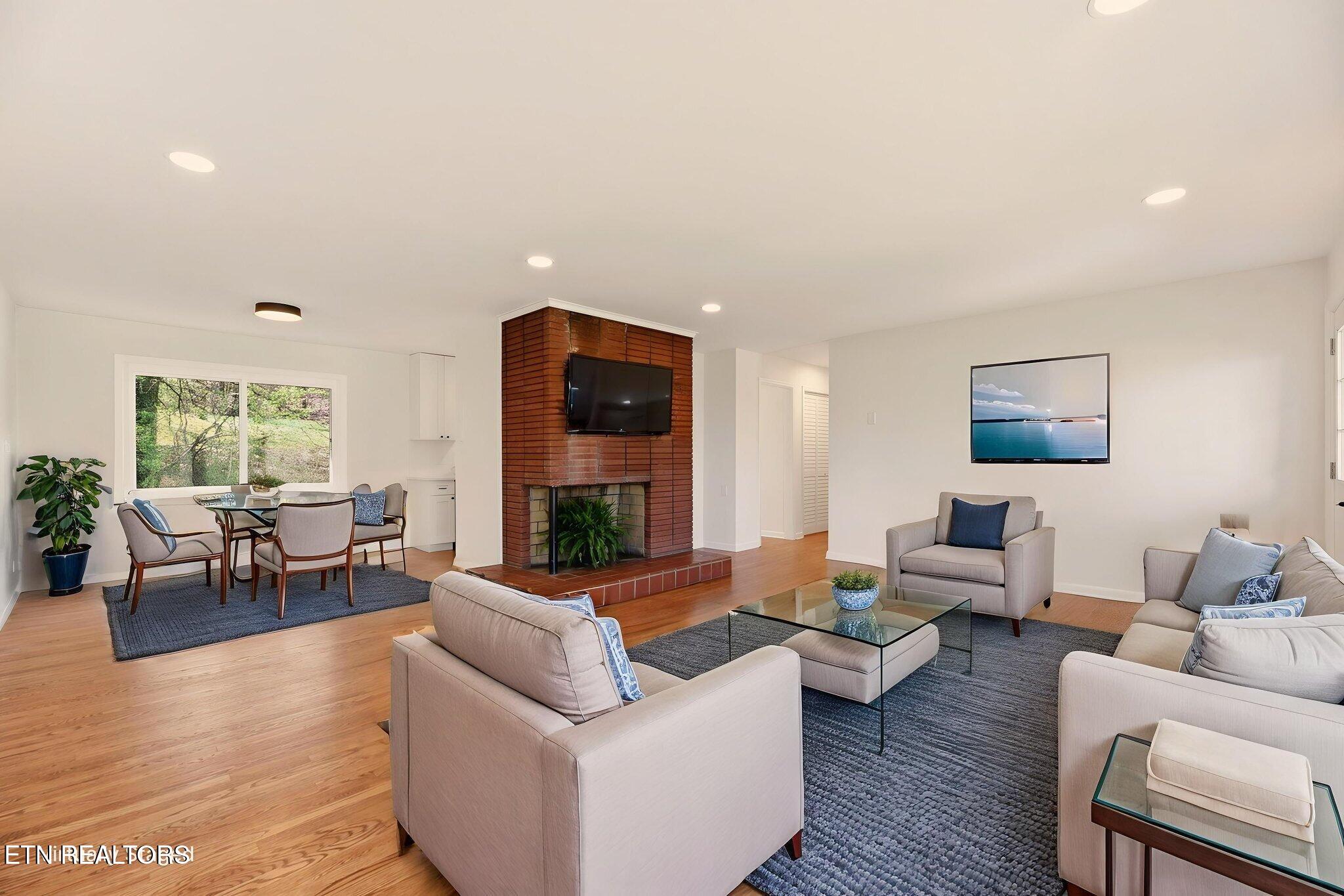 1417 SW Audena Lane Knoxville TN 37919