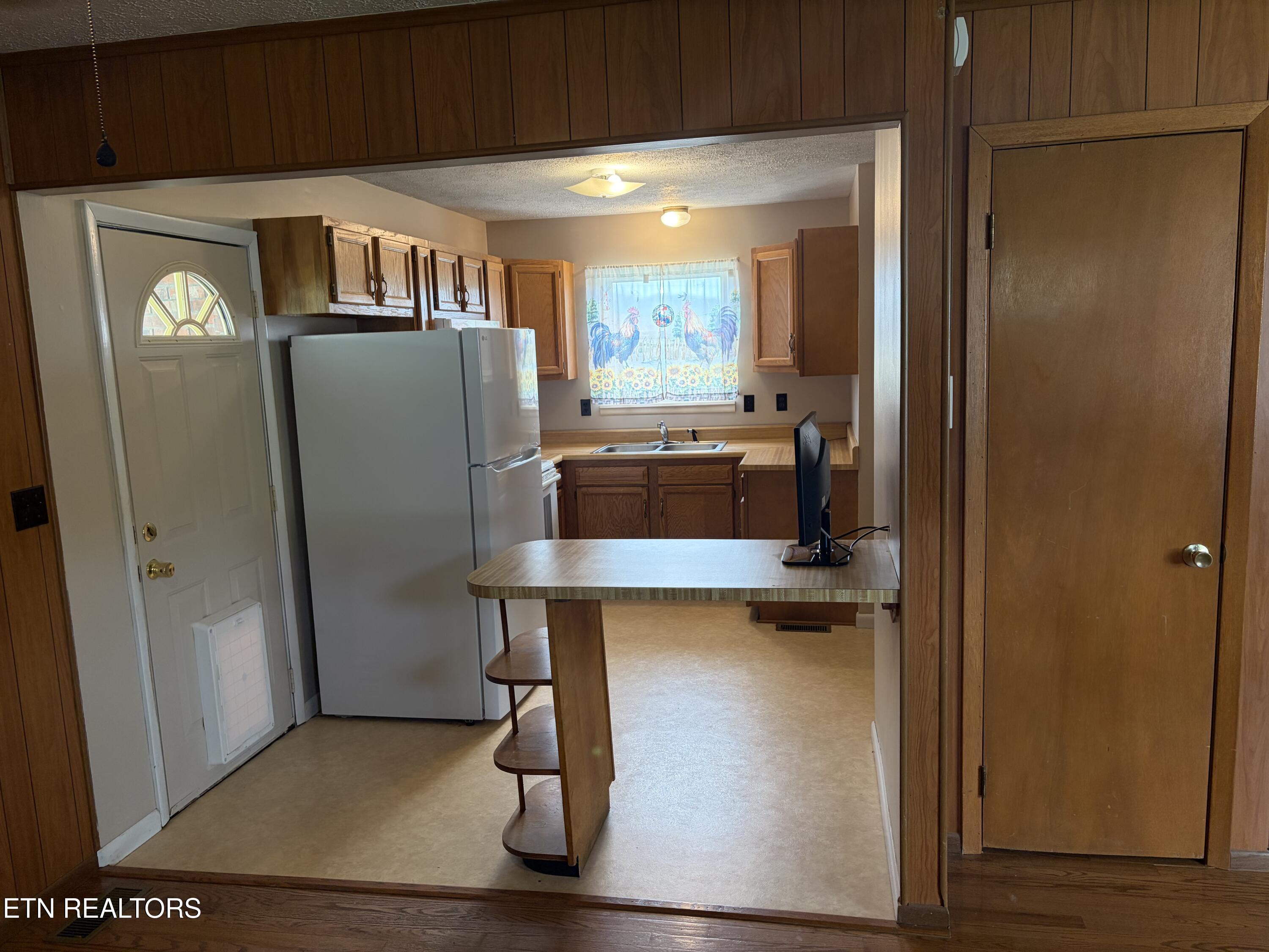 311 Whitaker Street Tazewell TN 37879
