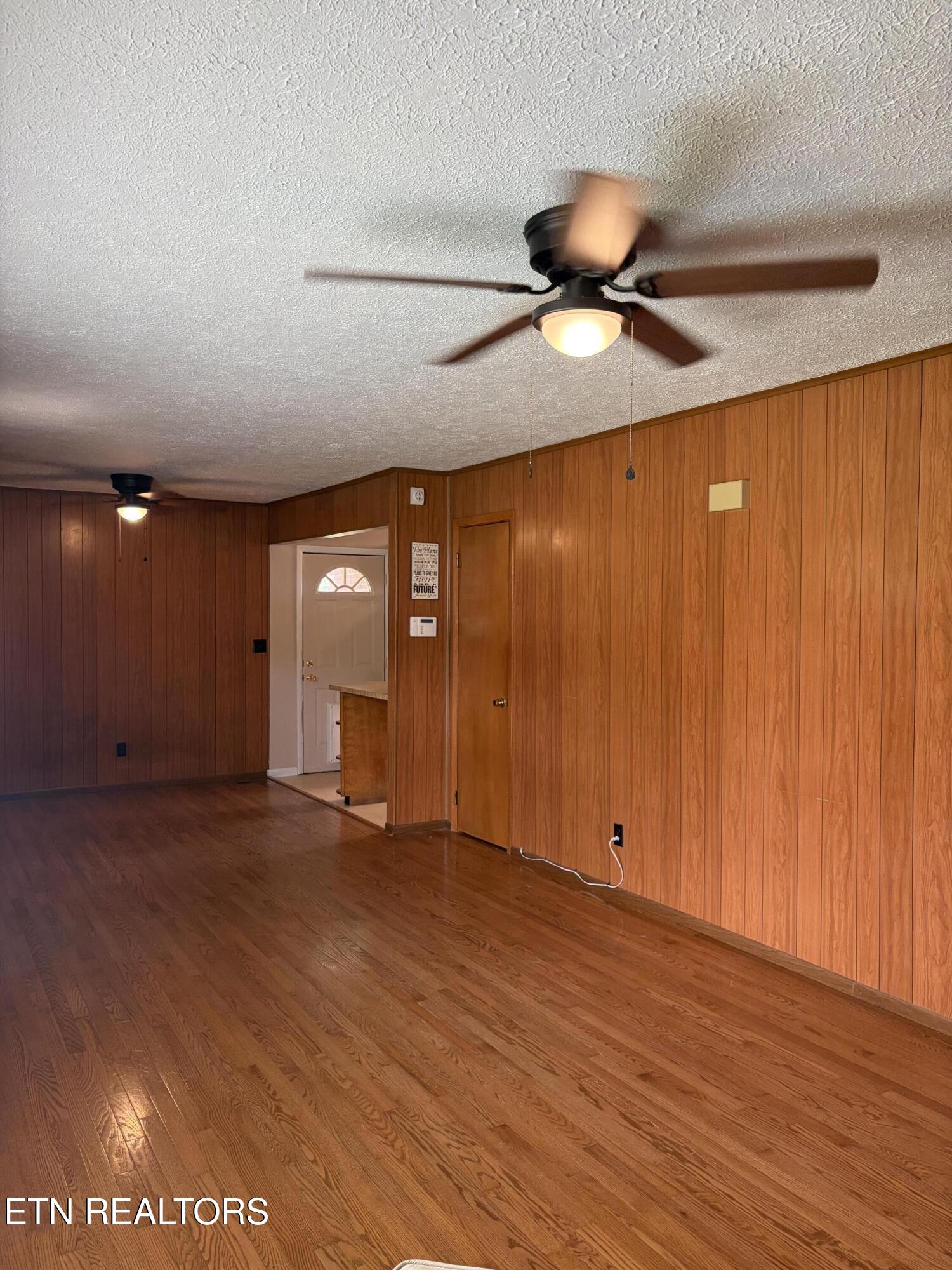 311 Whitaker Street Tazewell TN 37879
