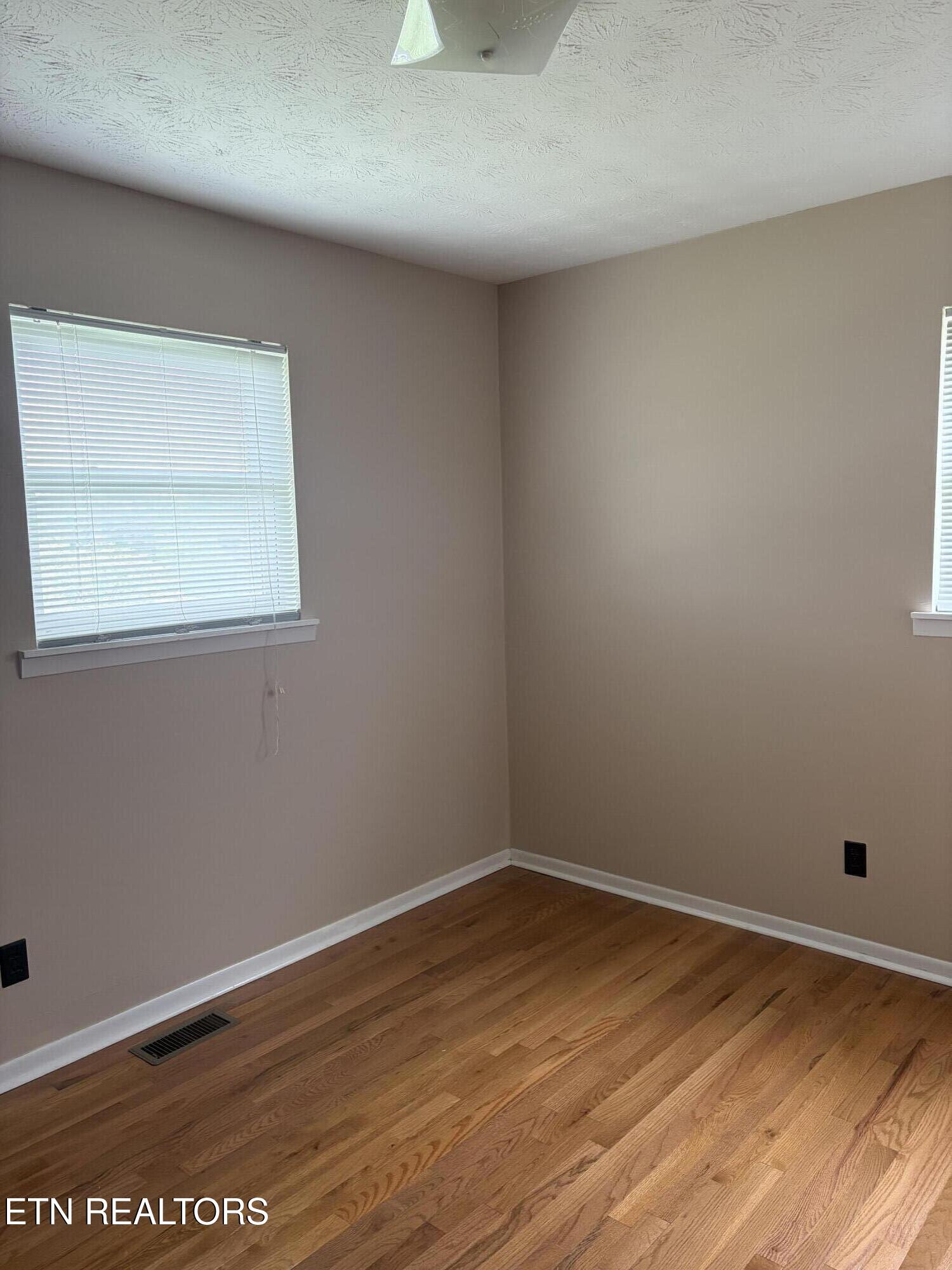 311 Whitaker Street Tazewell TN 37879