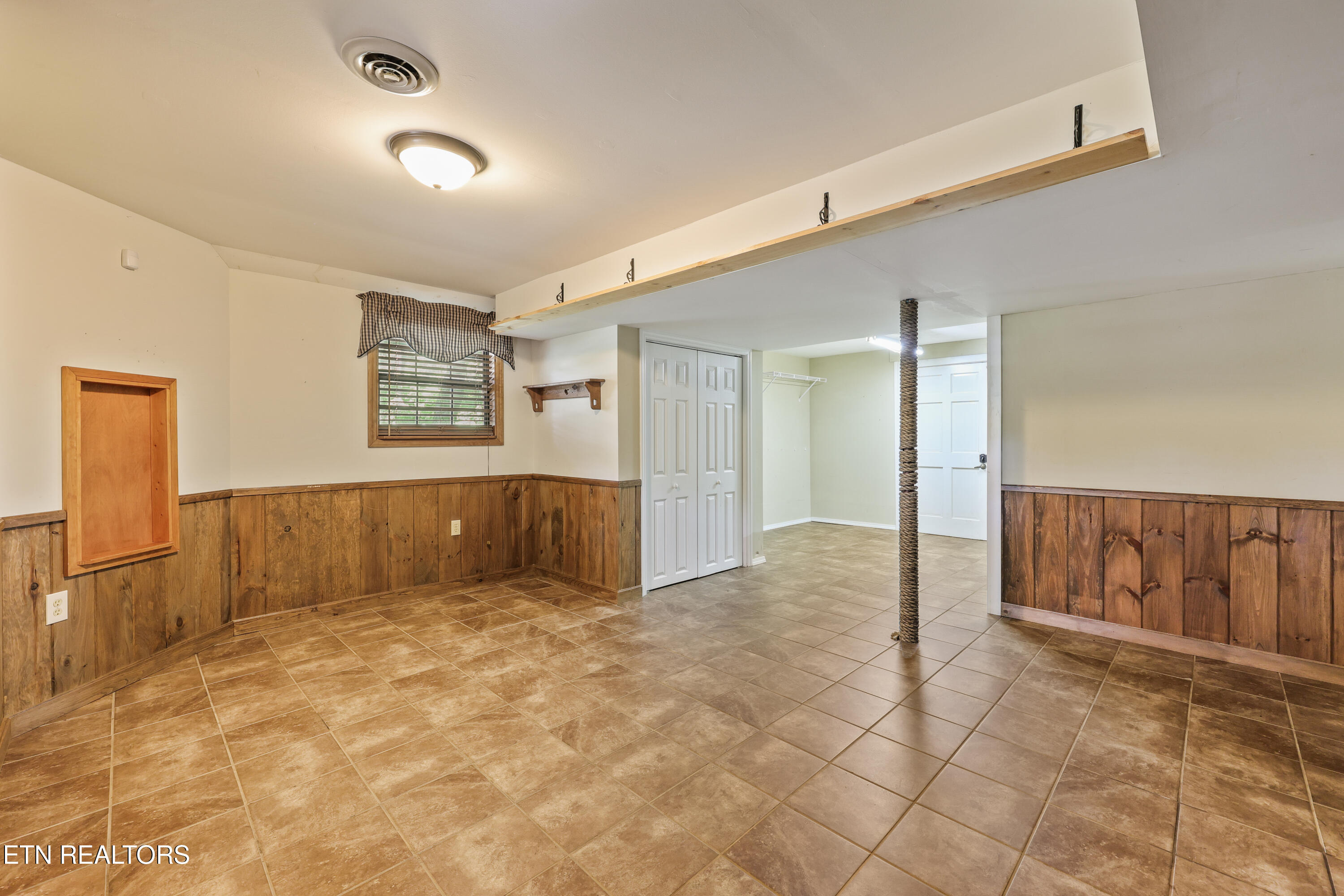 165 Lenz Drive Kodak TN 37764