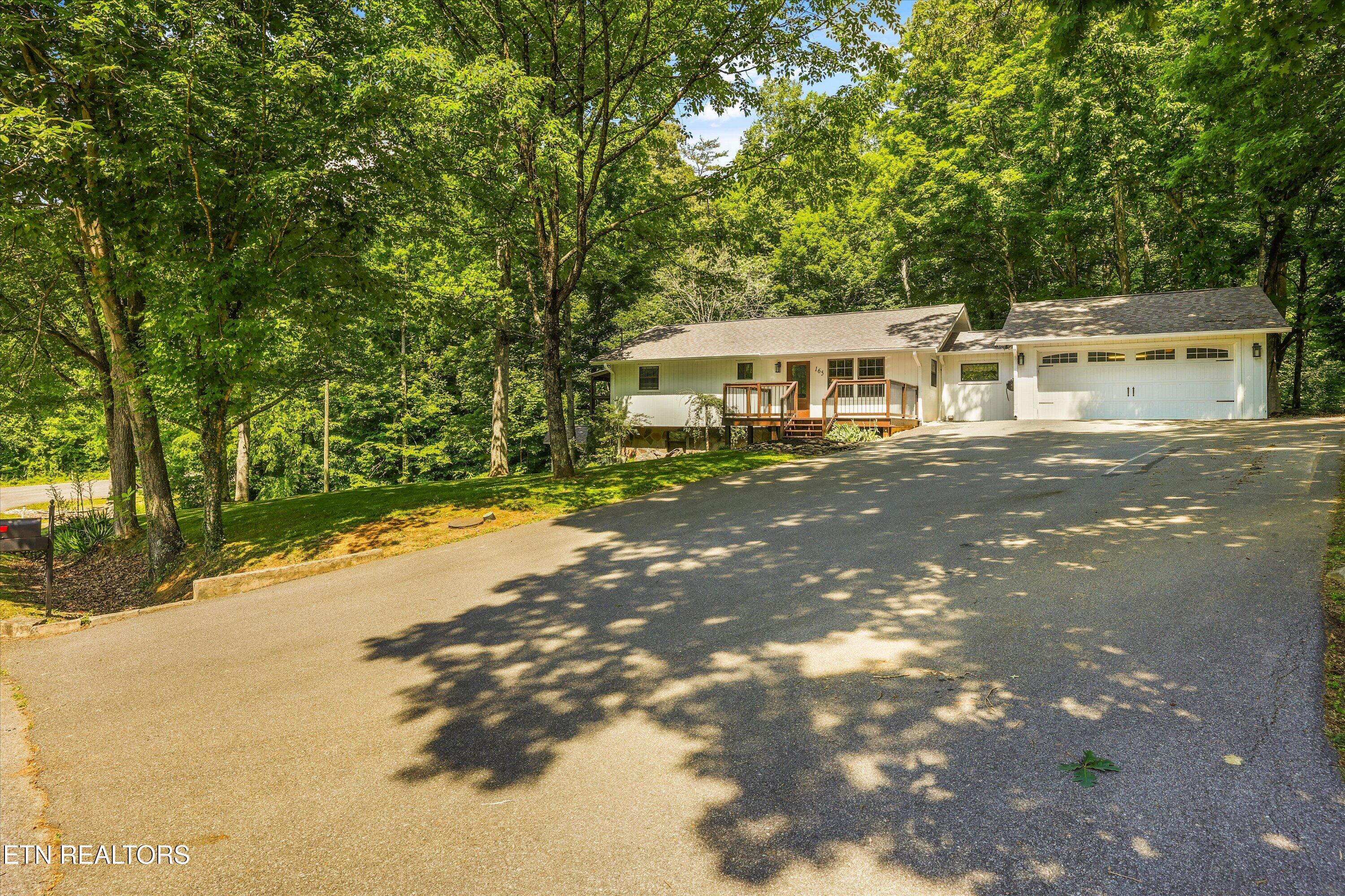 165 Lenz Drive Kodak TN 37764