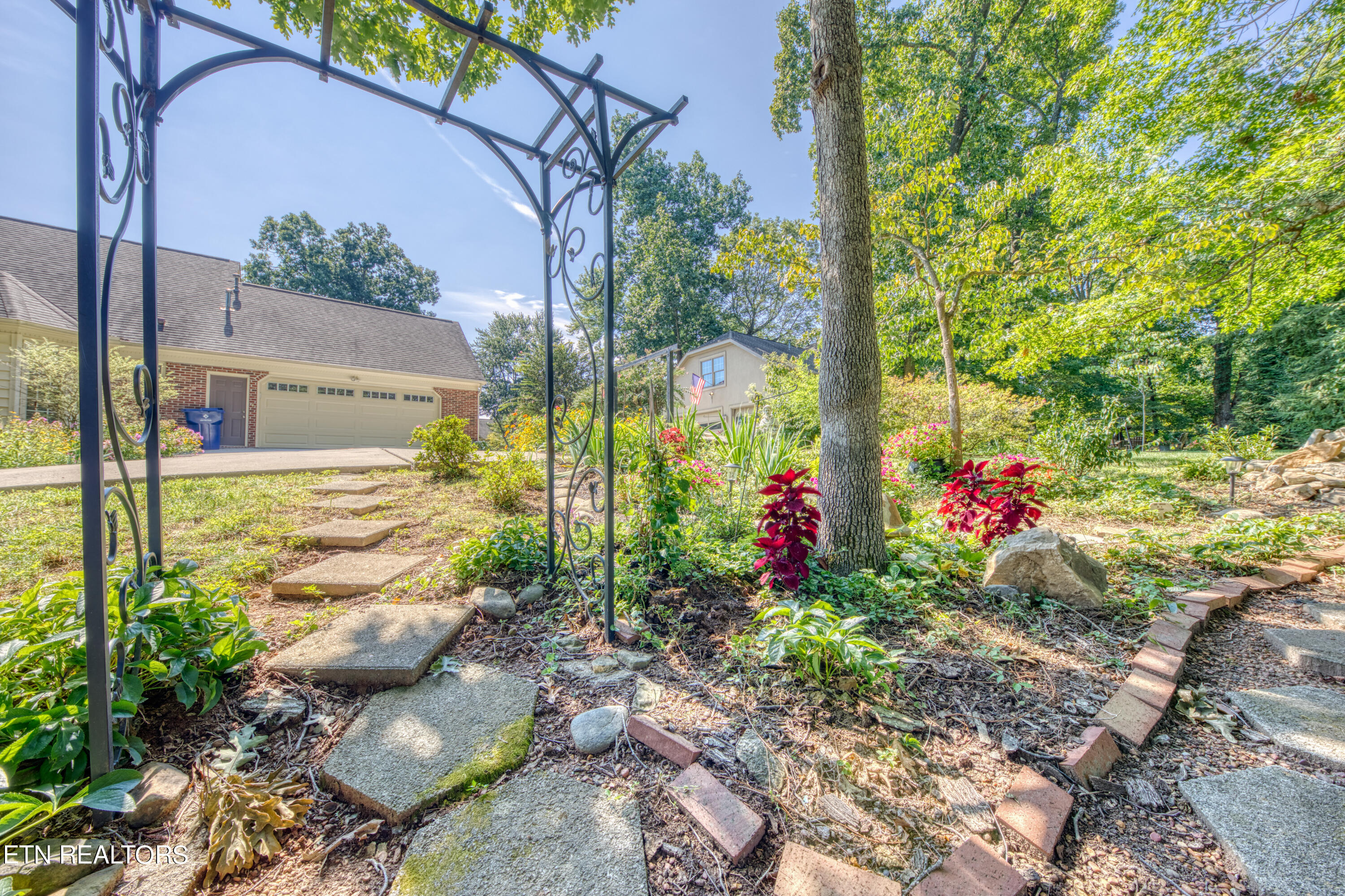 1344 Knightsbridge Drive Knoxville TN 37922