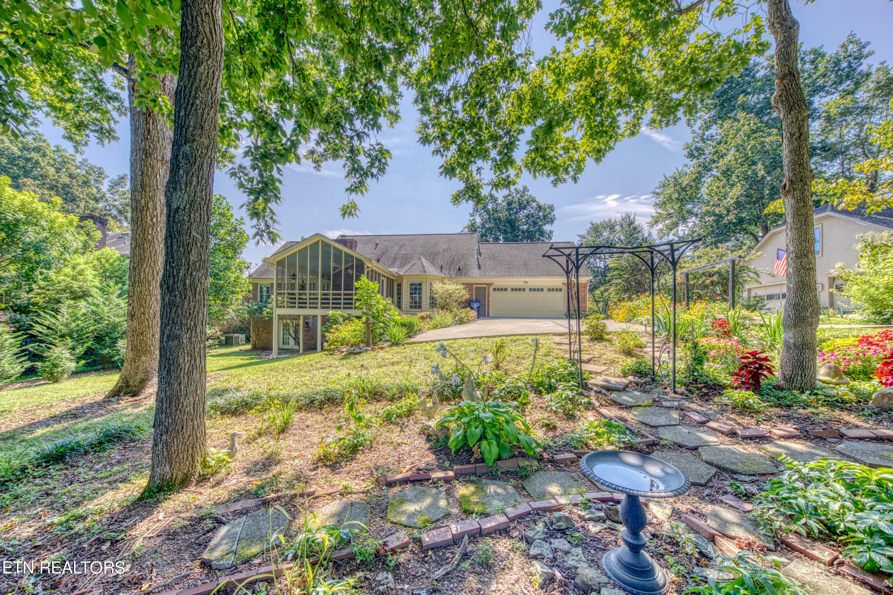 1344 Knightsbridge Drive Knoxville TN 37922
