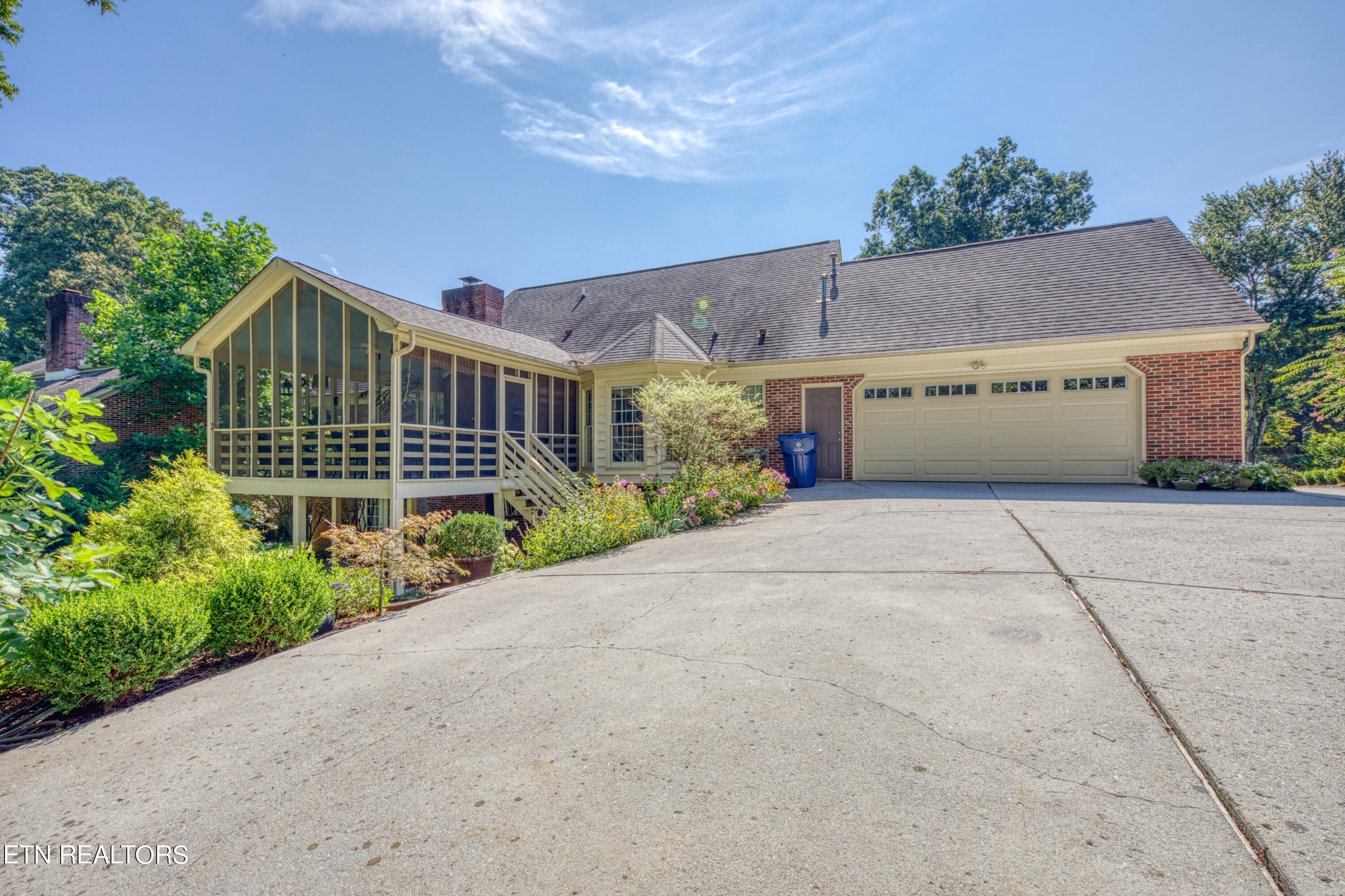 1344 Knightsbridge Drive Knoxville TN 37922