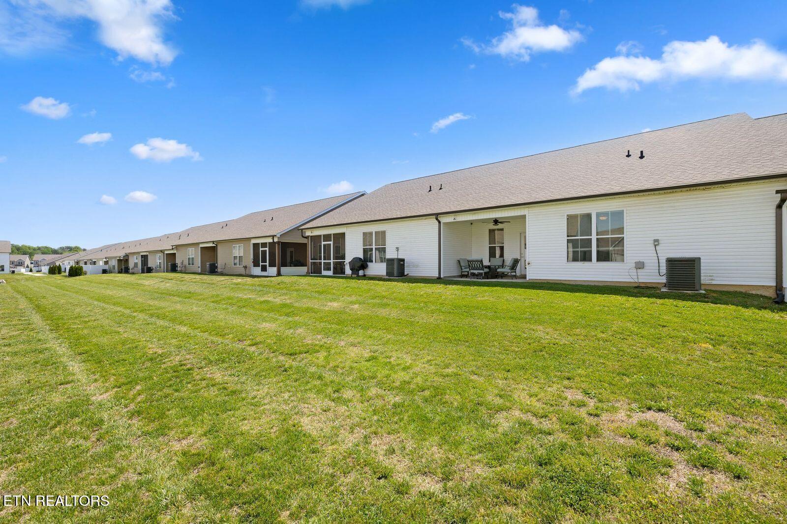 179 Creekside Way Lenoir City TN 37771