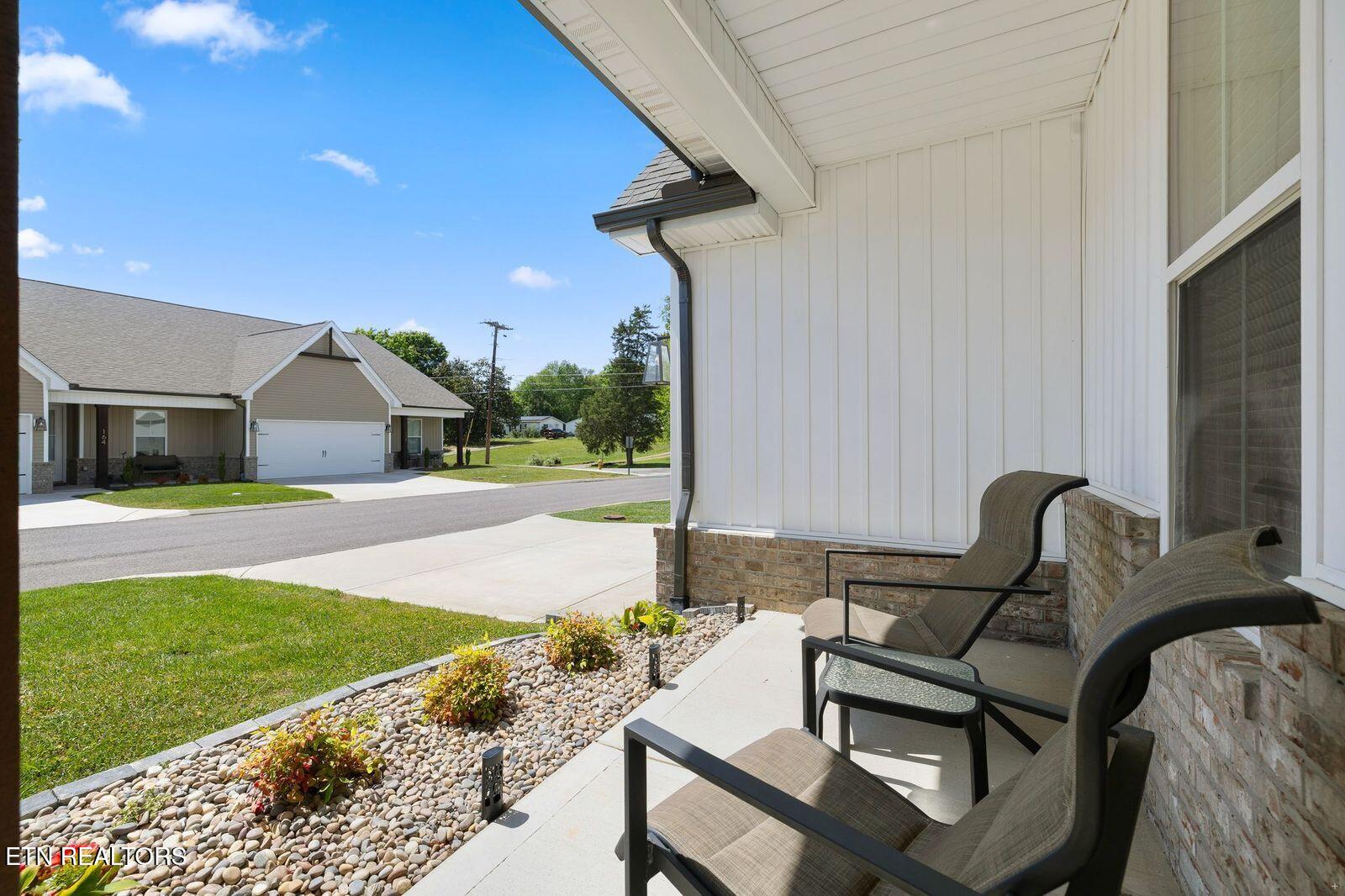179 Creekside Way Lenoir City TN 37771