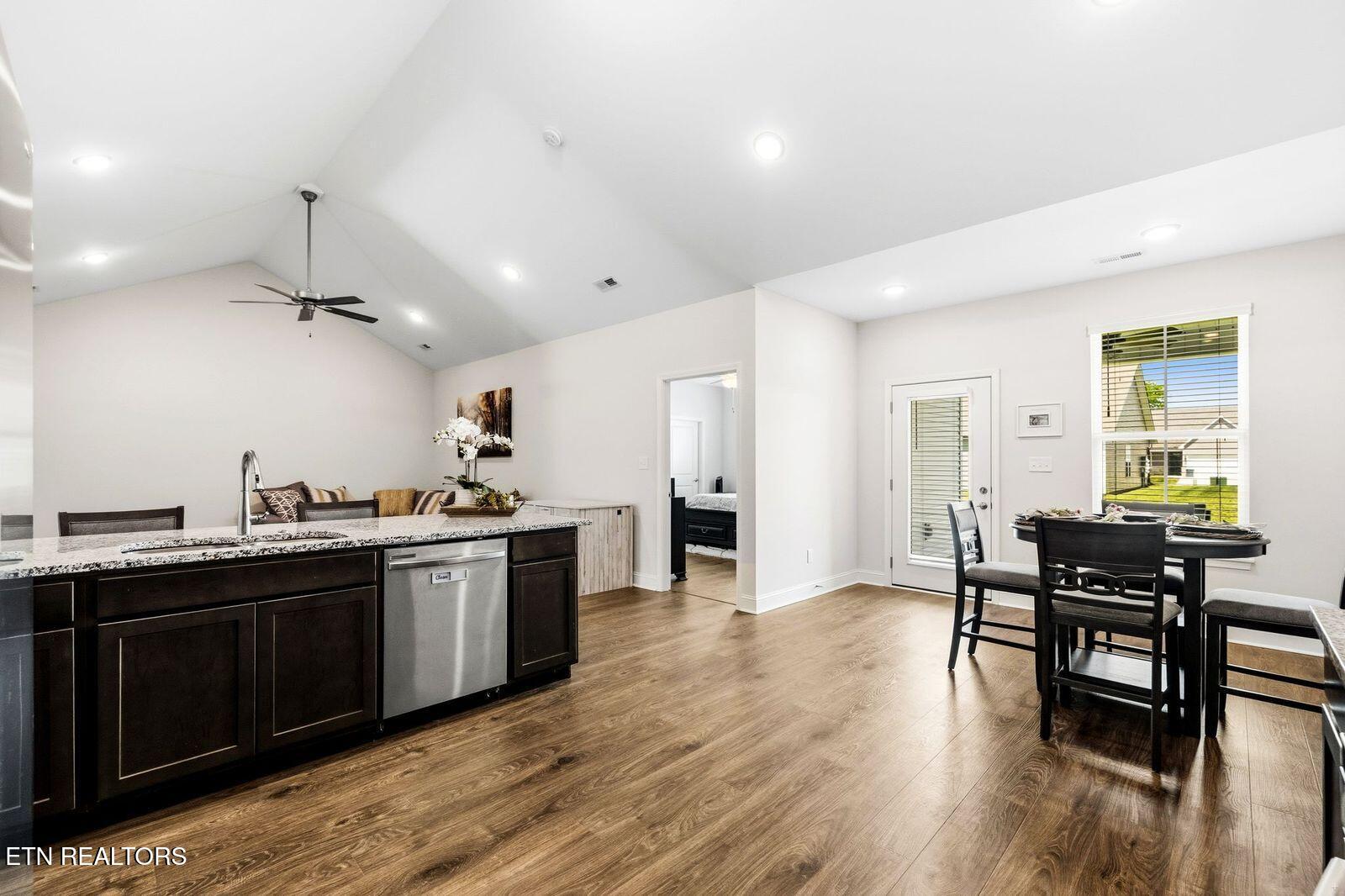 179 Creekside Way Lenoir City TN 37771