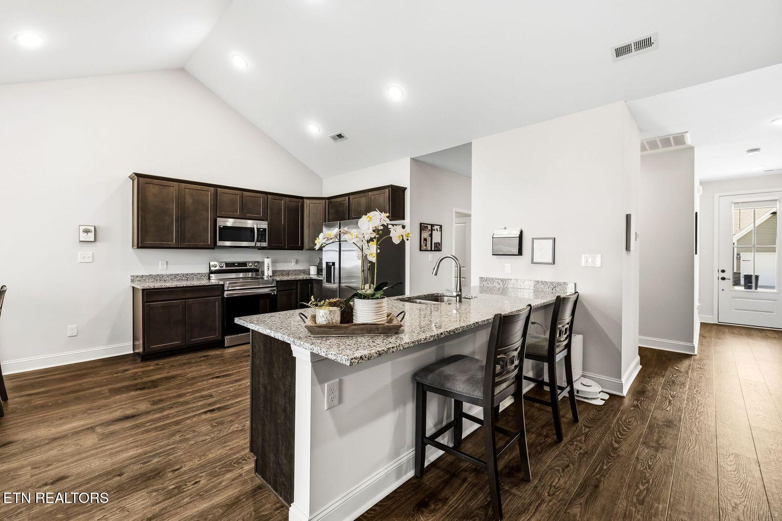 179 Creekside Way Lenoir City TN 37771