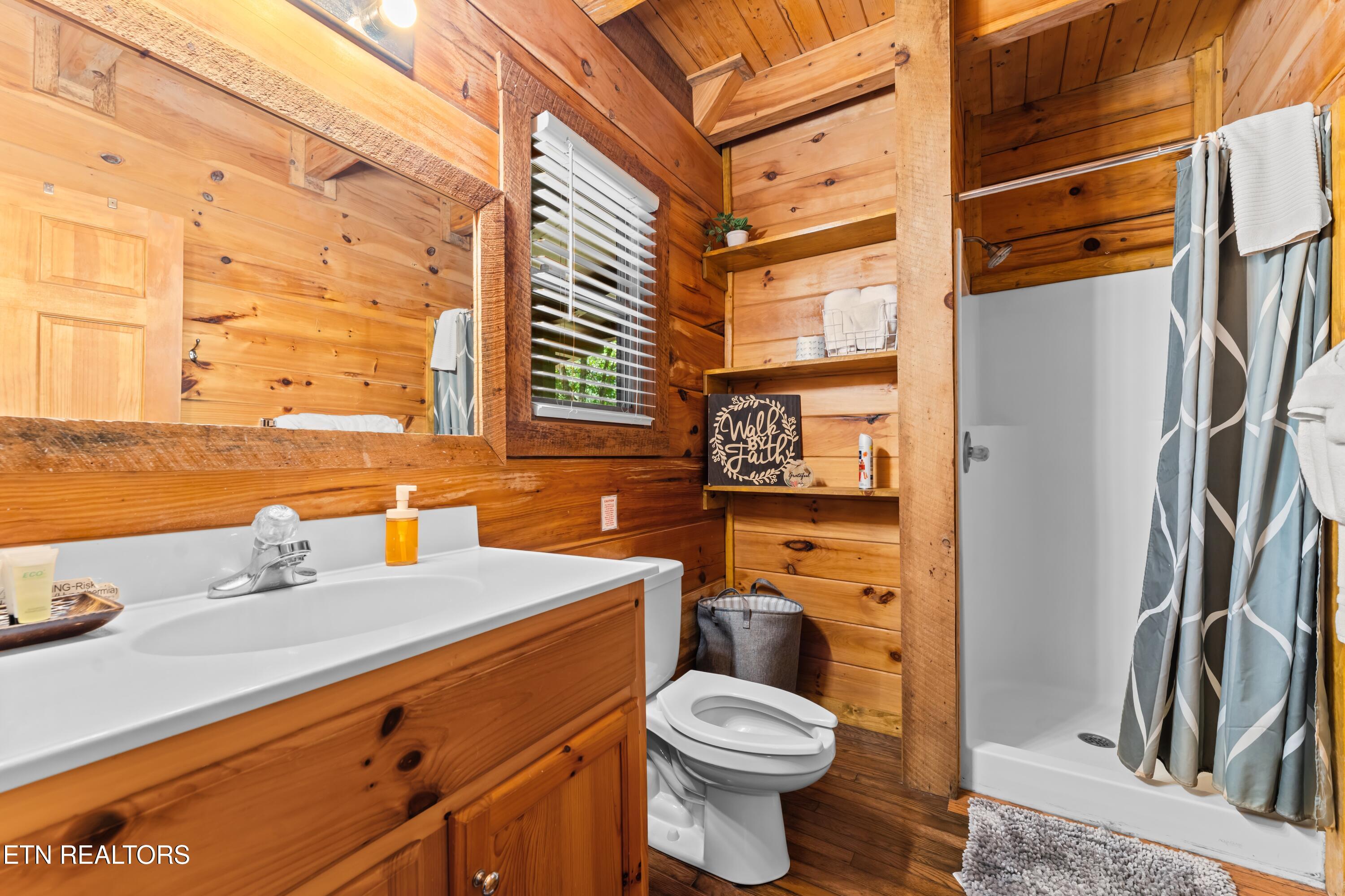 1060 Sunrise Boulevard Sevierville TN 37862