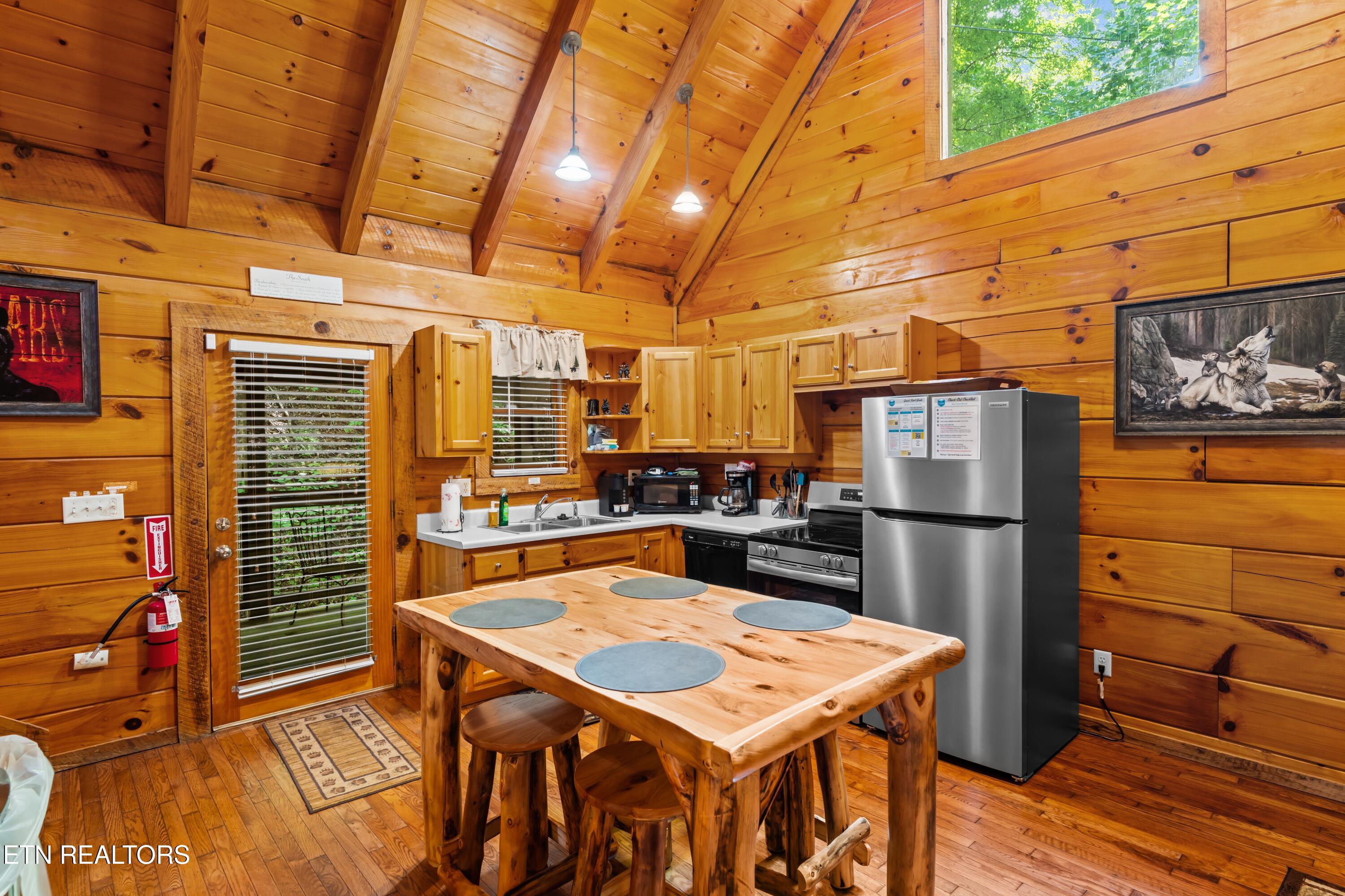 1060 Sunrise Boulevard Sevierville TN 37862