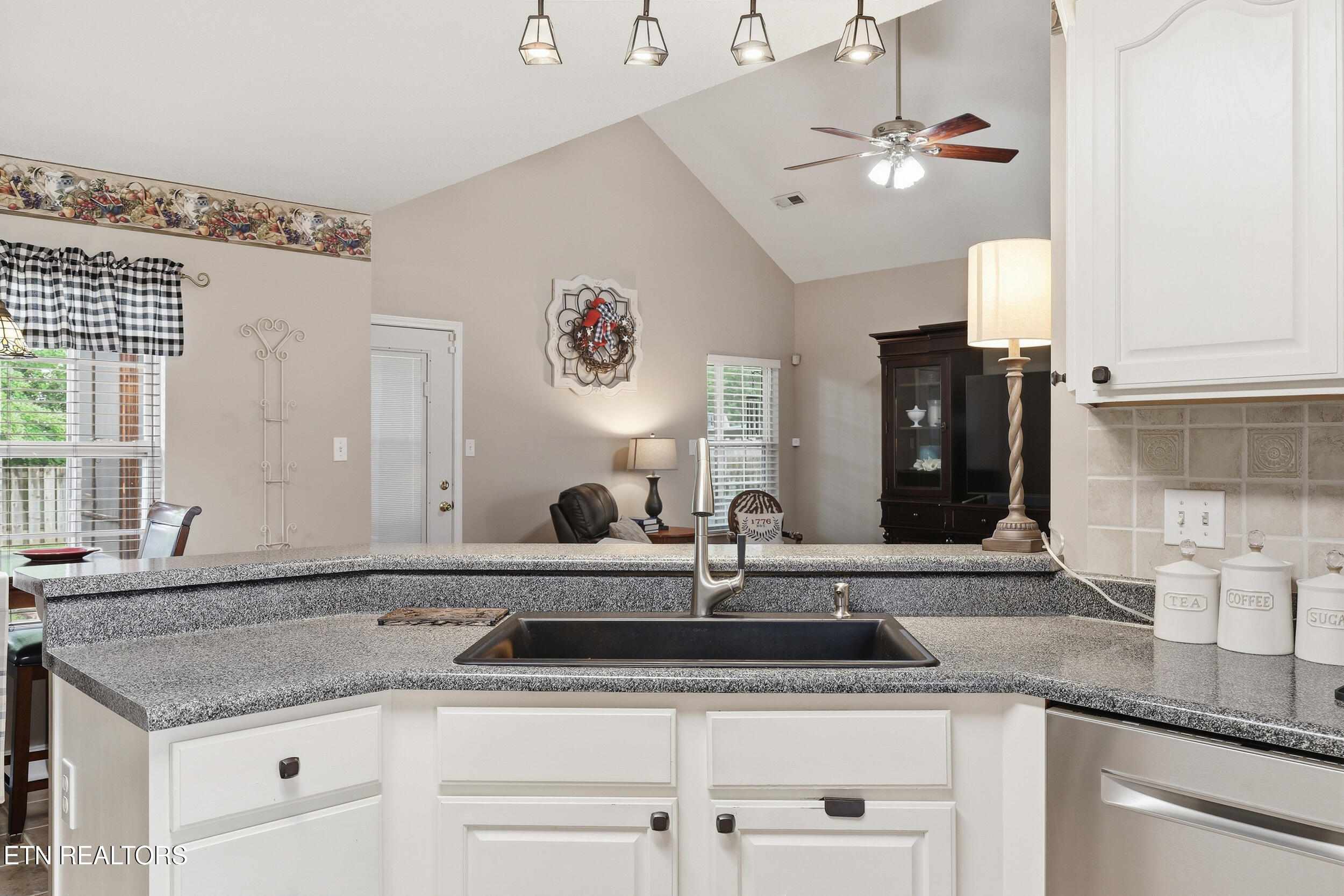 1311 Flanders Lane Maryville TN 37803