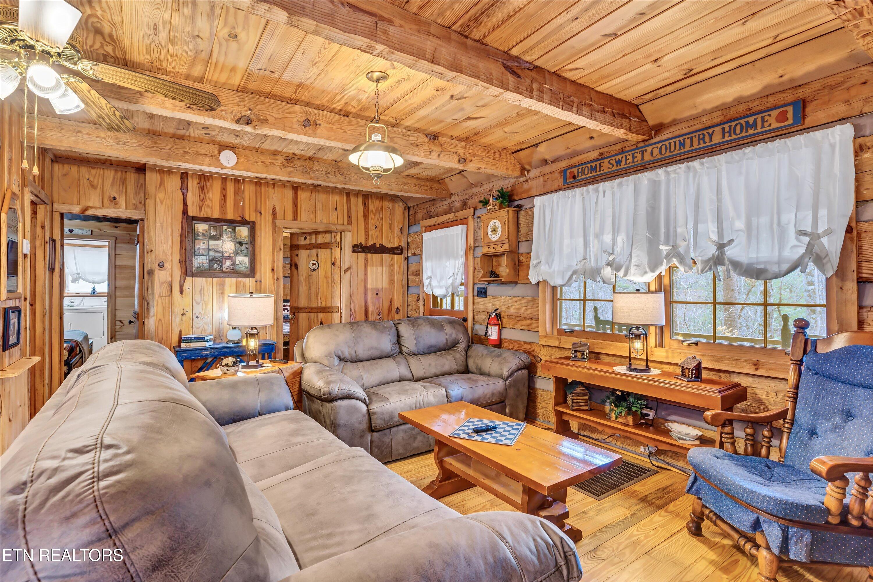 1505 Dawn Lane Sevierville TN 37876
