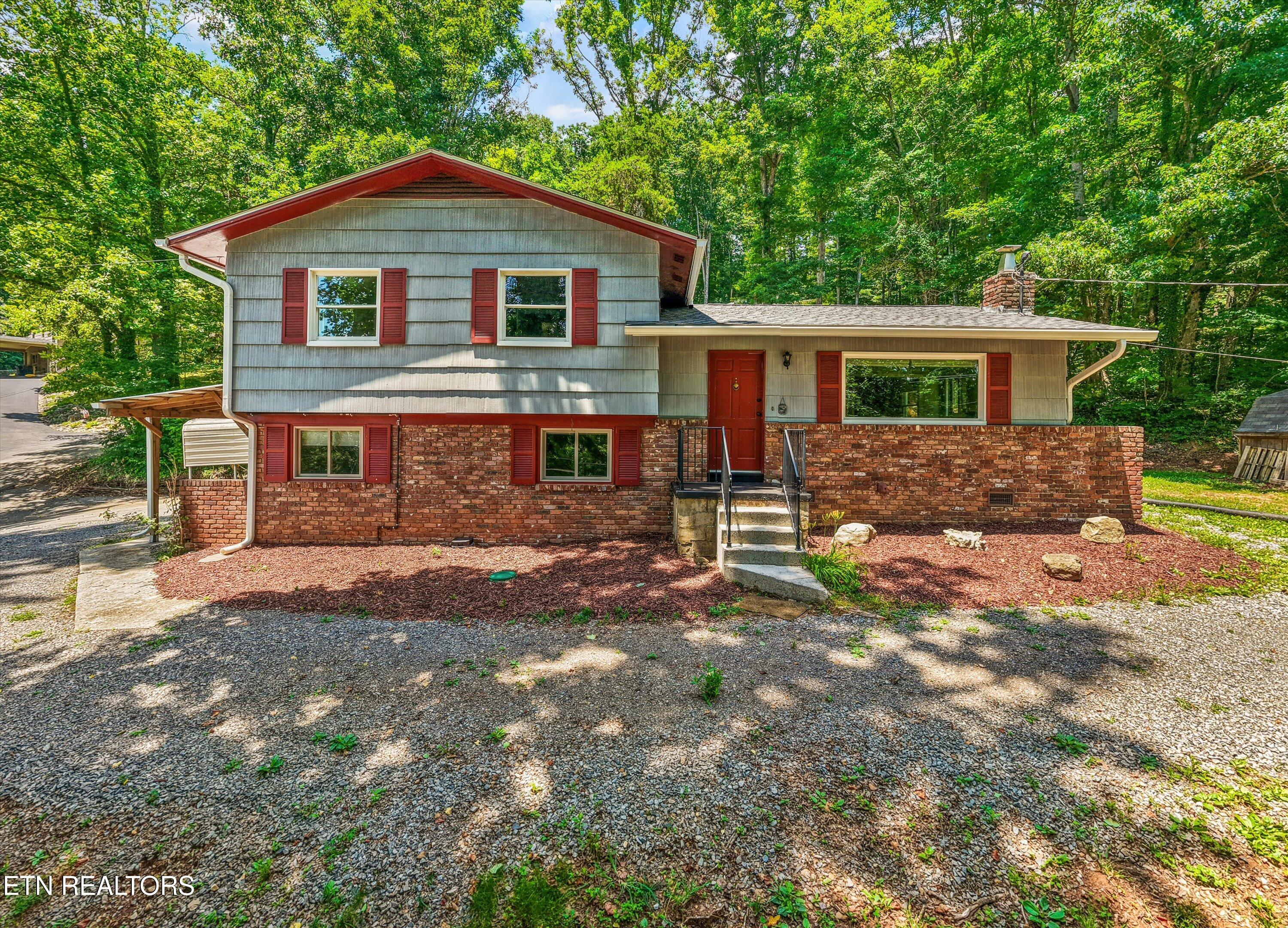 410 Sherwood Estates Circle Clinton TN 37716