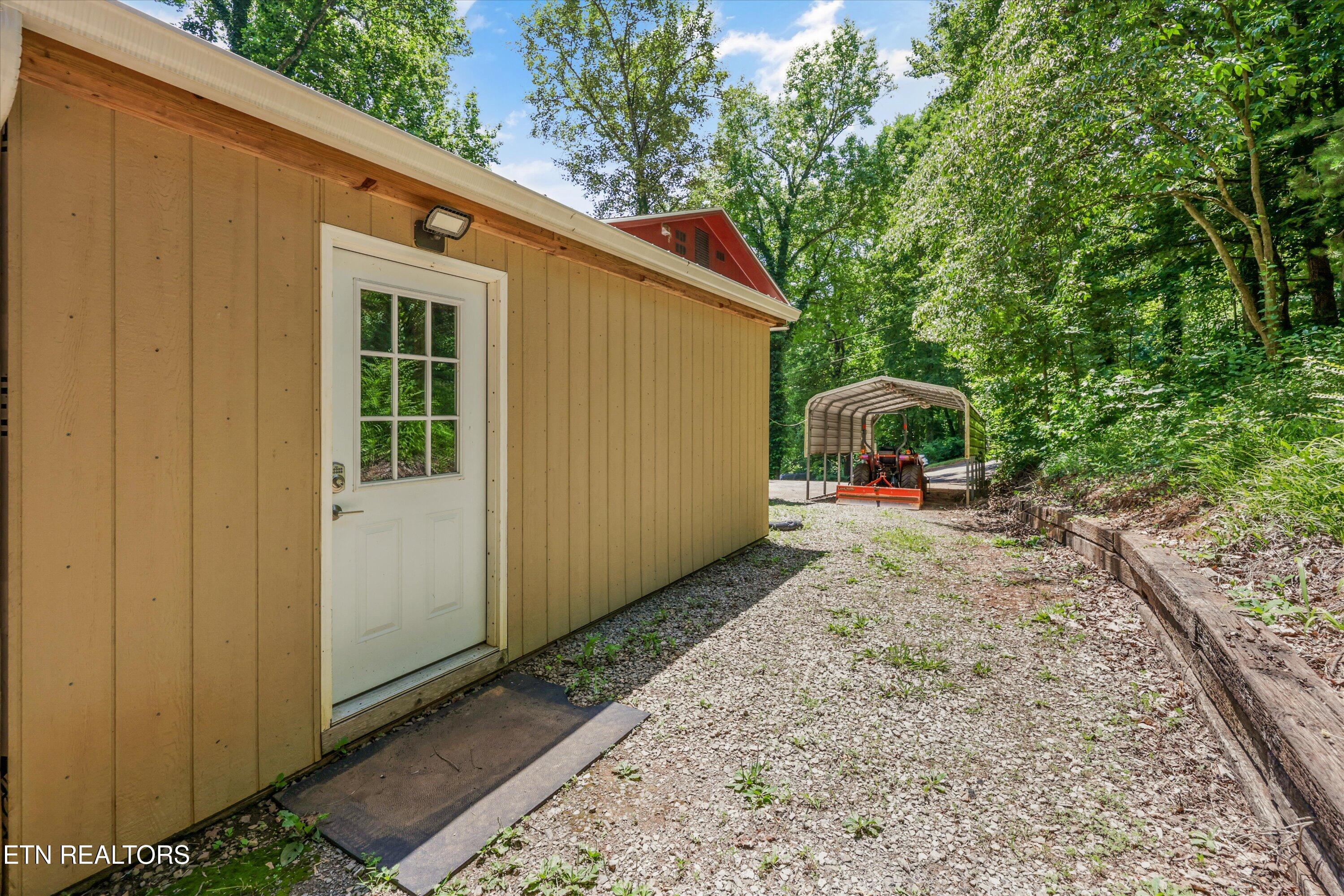 410 Sherwood Estates Circle Clinton TN 37716