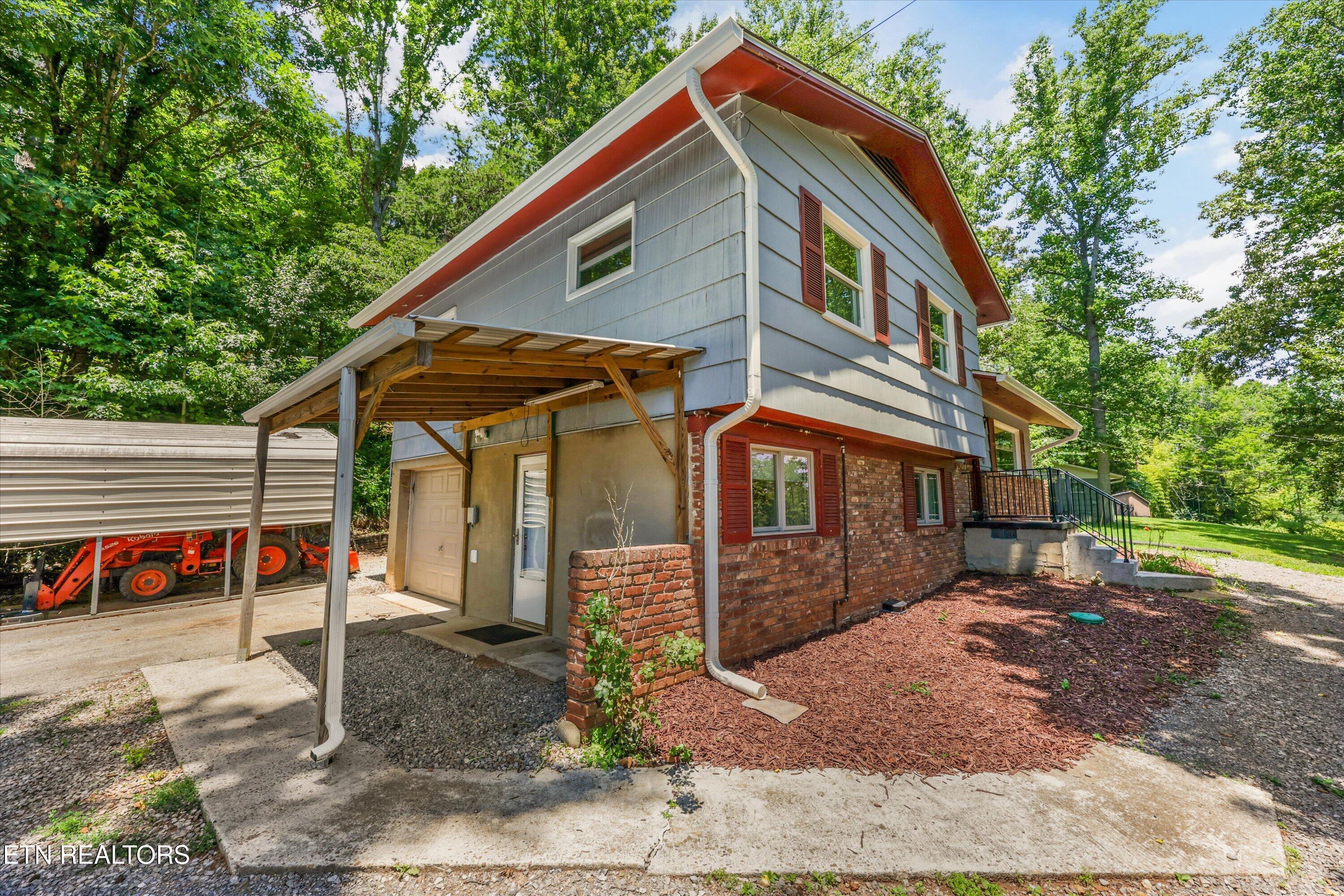 410 Sherwood Estates Circle Clinton TN 37716