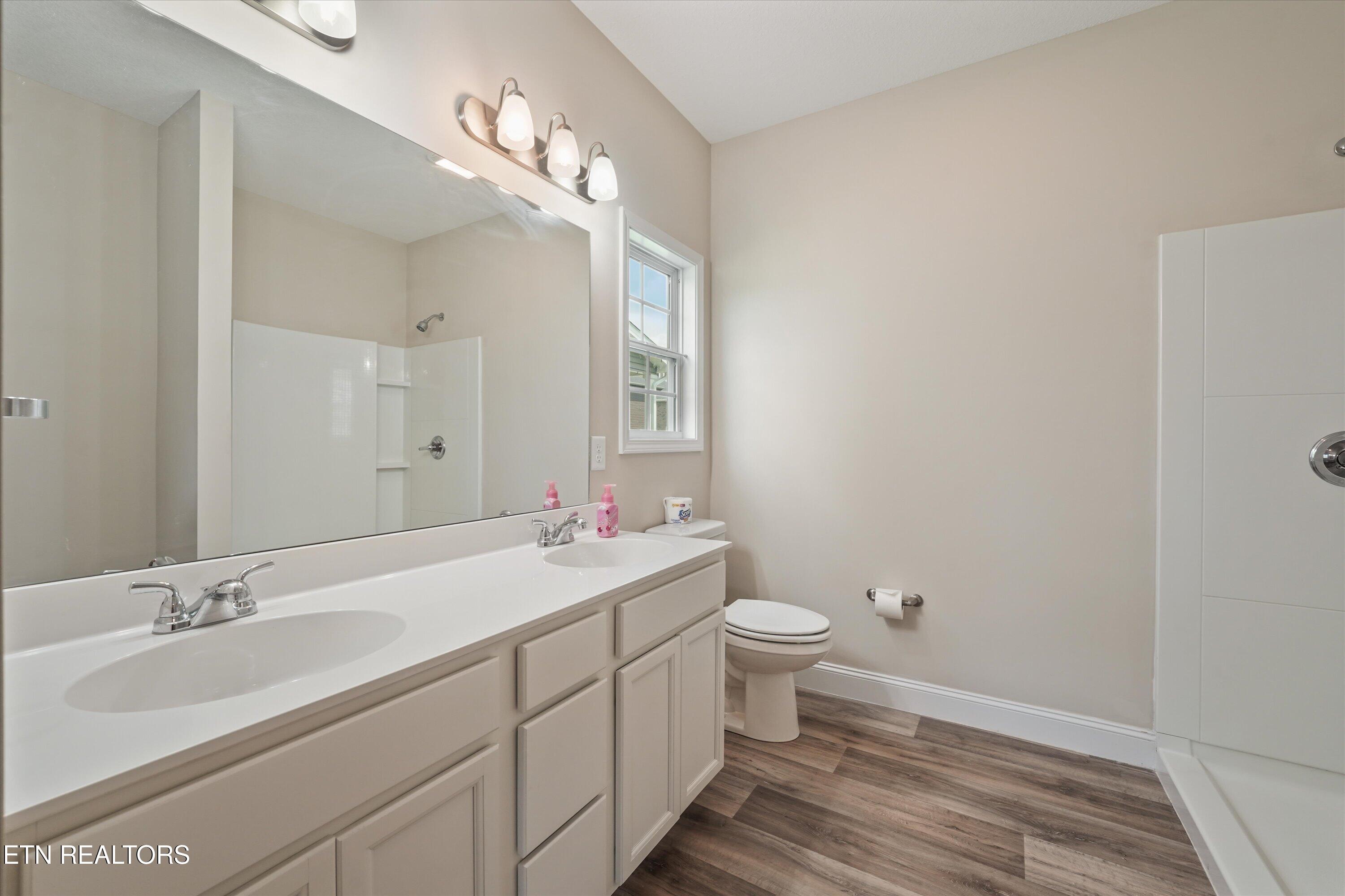 8217 Zenith Lane Powell TN 37849