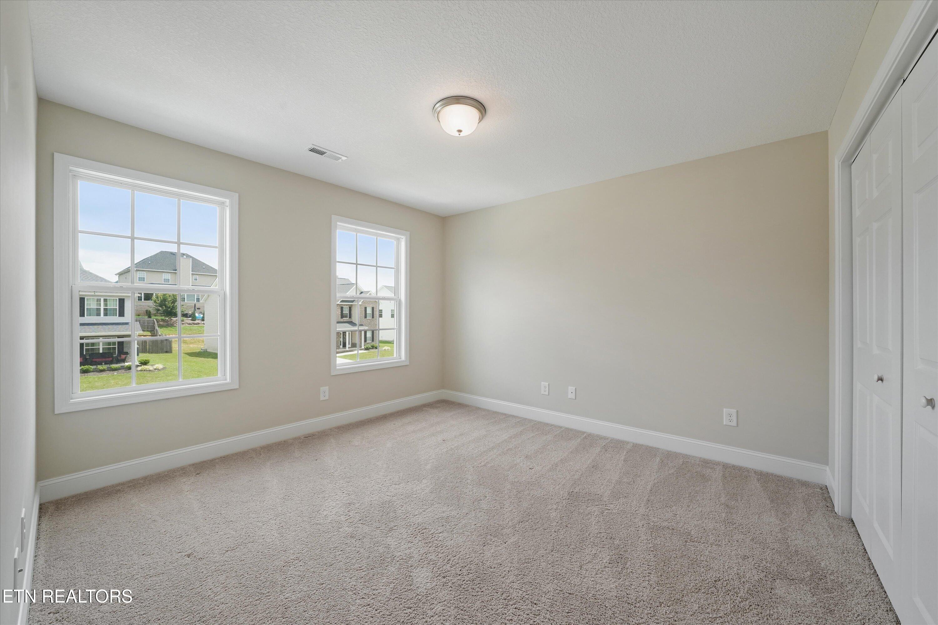 8217 Zenith Lane Powell TN 37849