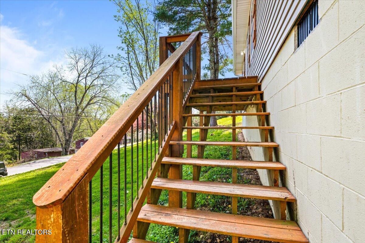 257 Gamble Lane Lafollette TN 37766