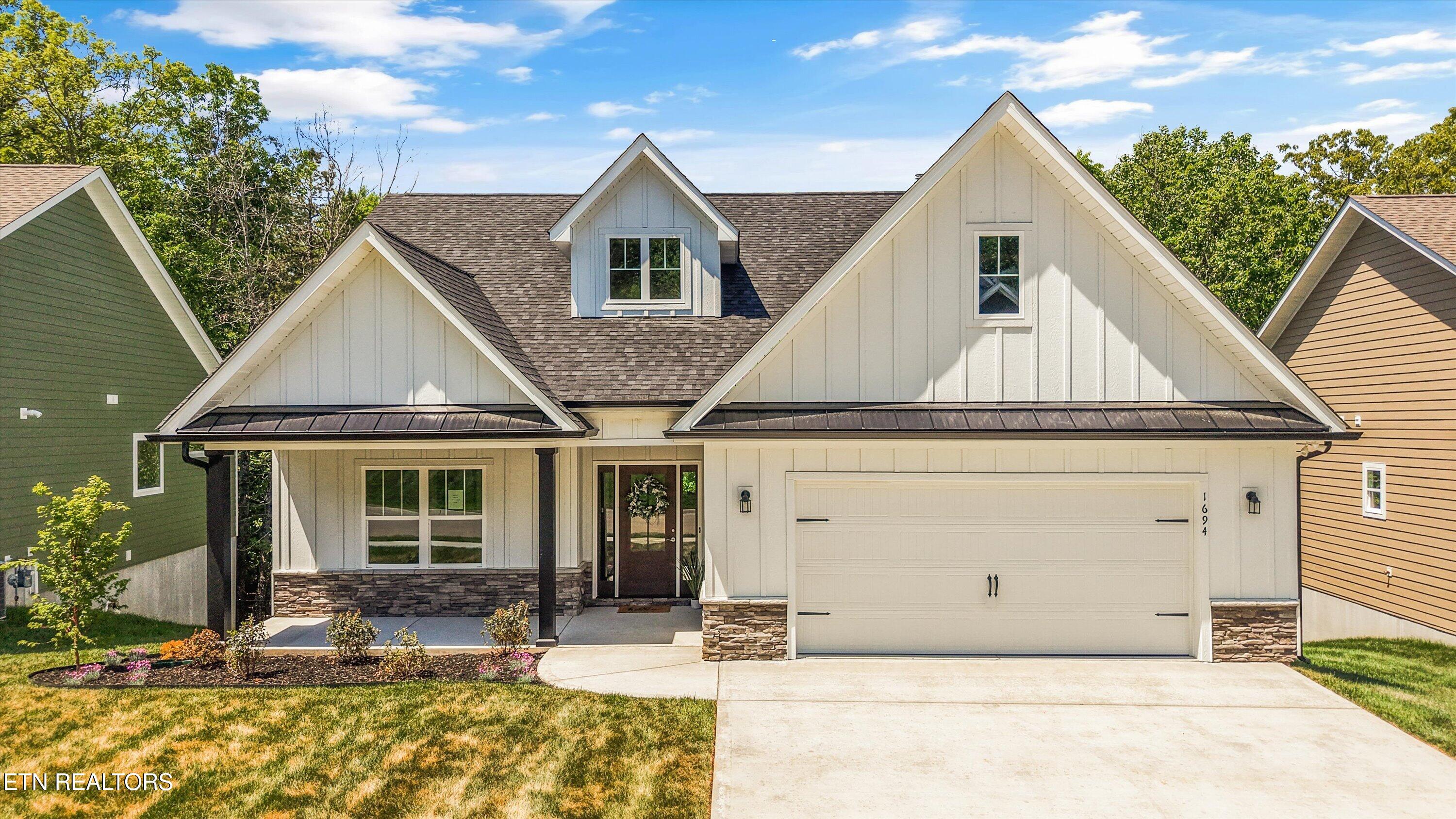 1694 Green Meadows Lane Lenoir City TN 37771