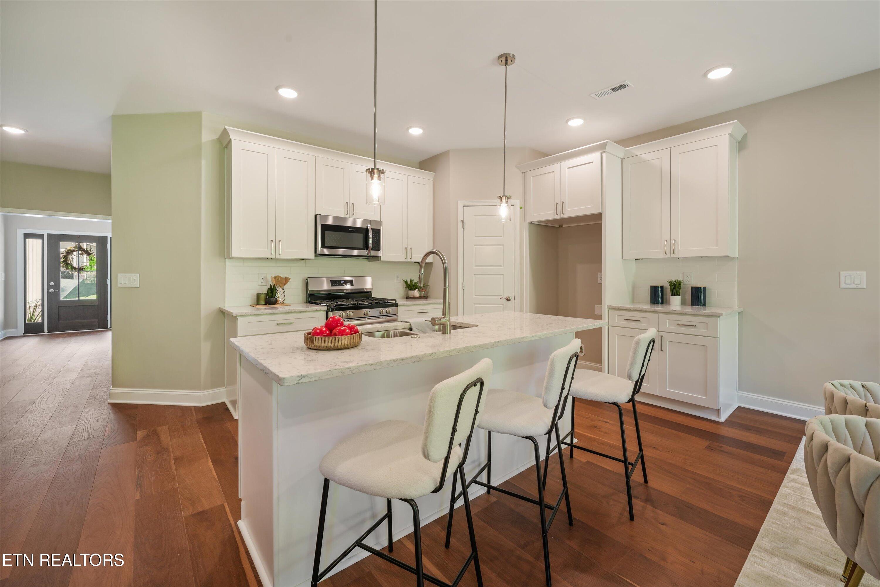 1694 Green Meadows Lane Lenoir City TN 37771