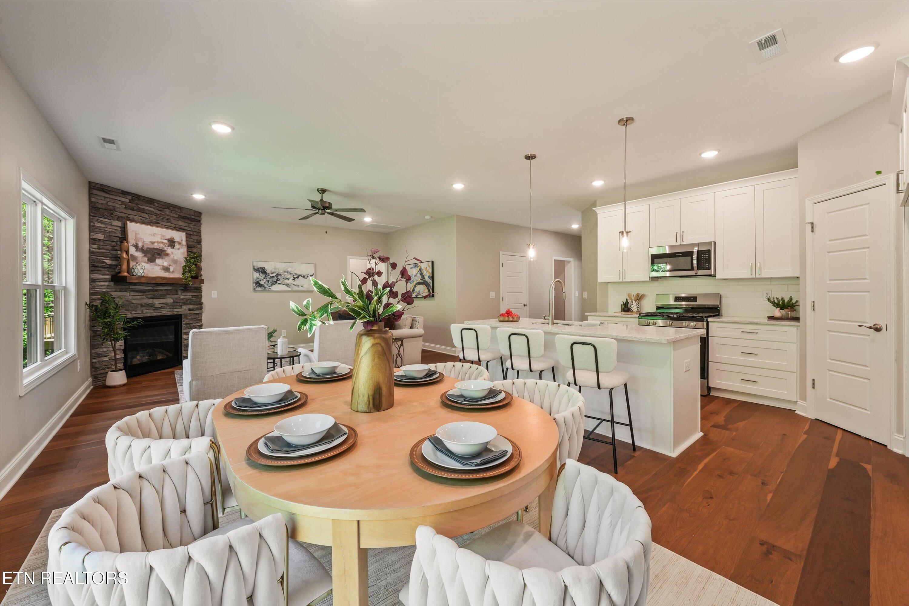 1694 Green Meadows Lane Lenoir City TN 37771