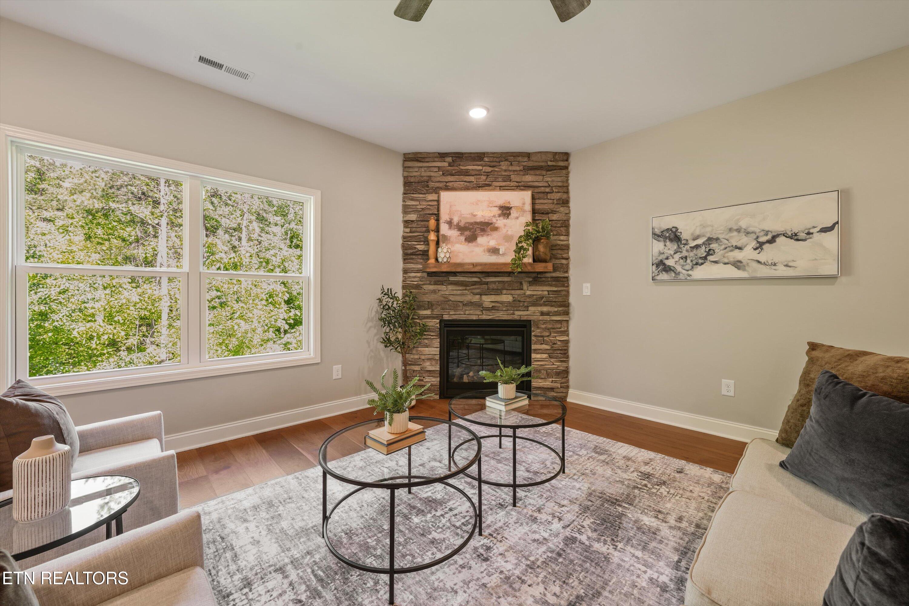 1694 Green Meadows Lane Lenoir City TN 37771