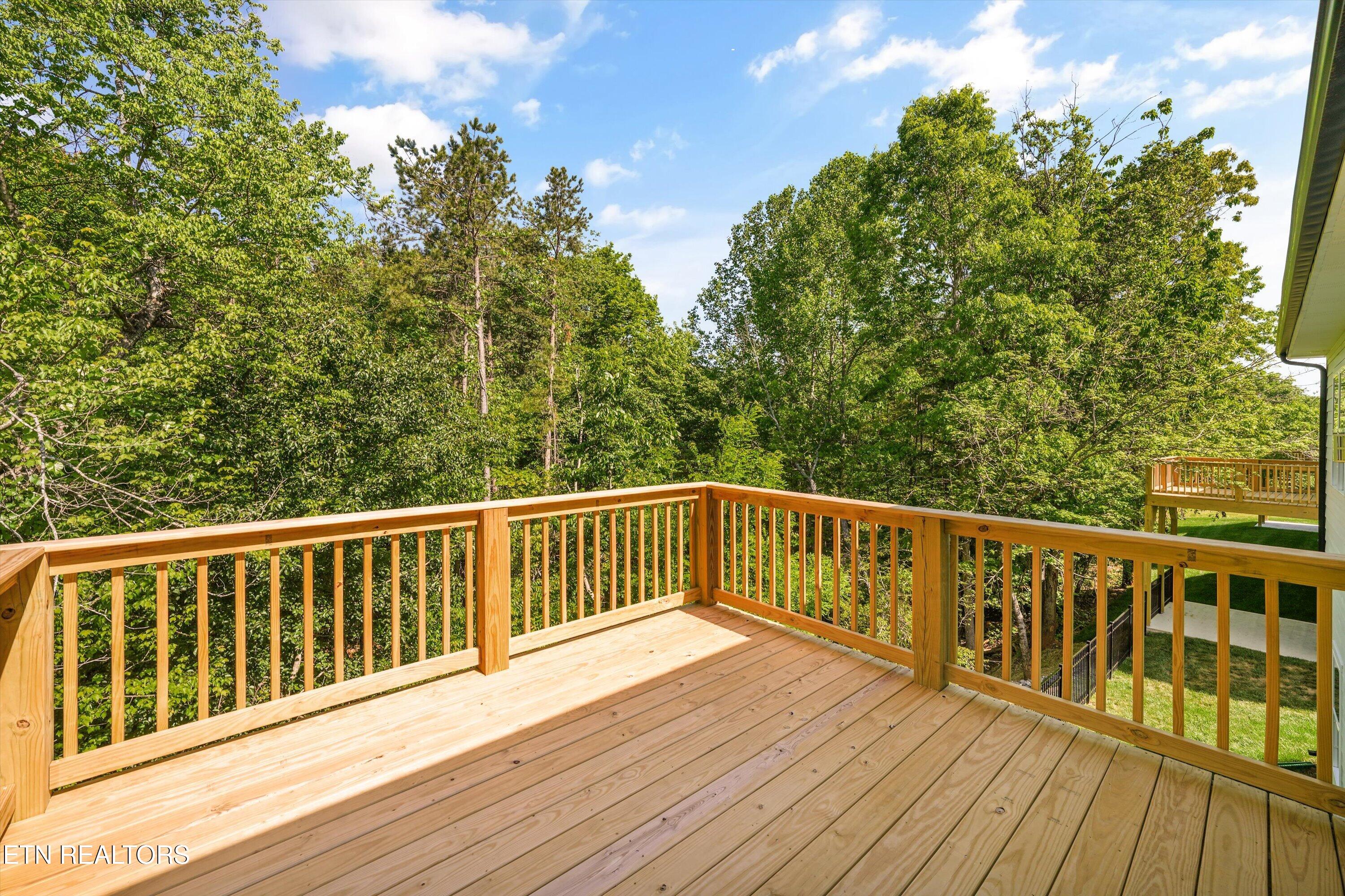 1694 Green Meadows Lane Lenoir City TN 37771