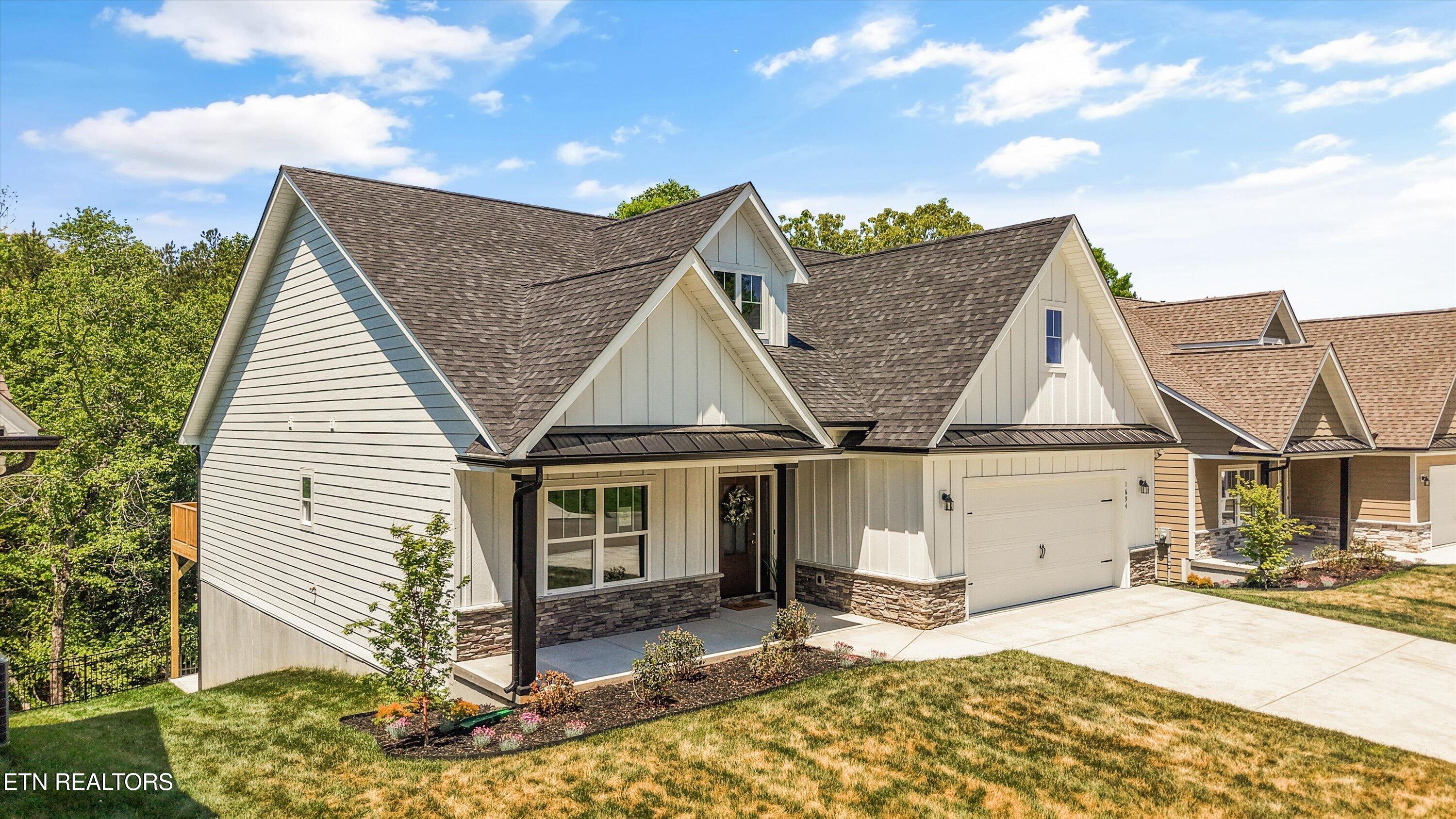 1694 Green Meadows Lane Lenoir City TN 37771