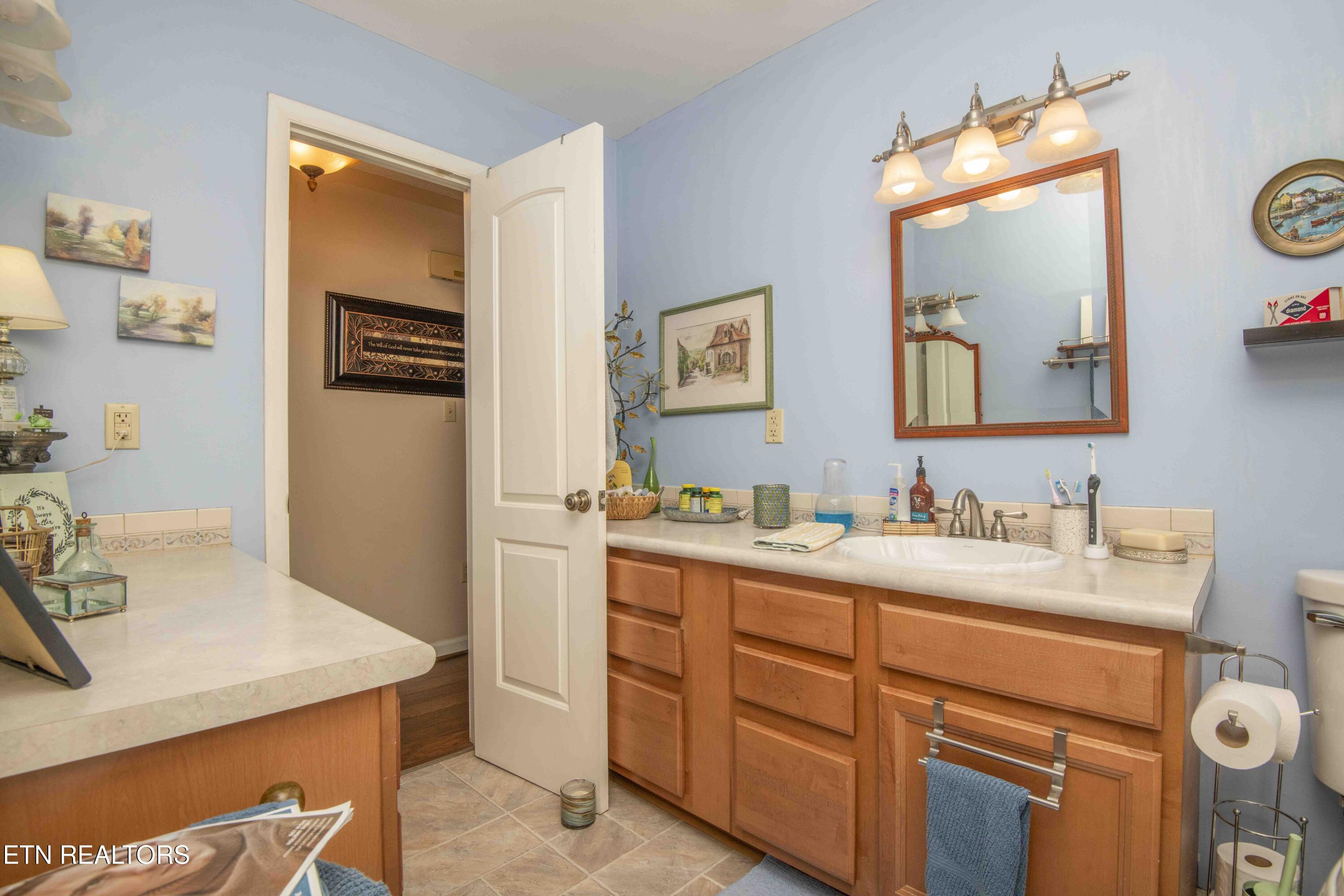 8500 Olde Colony Trail Knoxville TN 37923