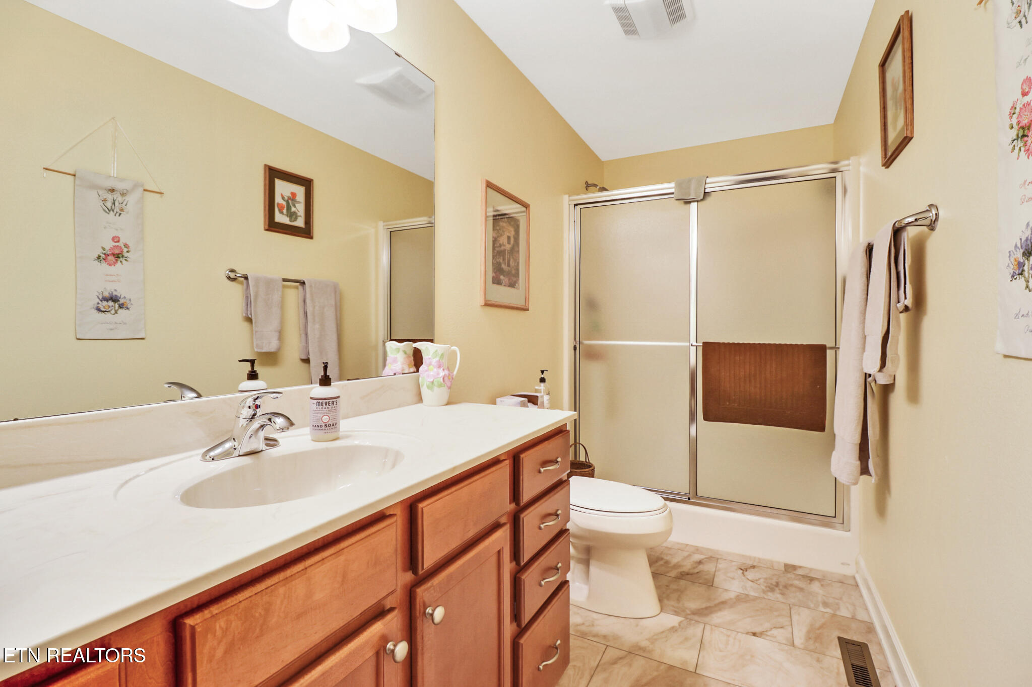 169 Forest View Drive Crossville TN 38558