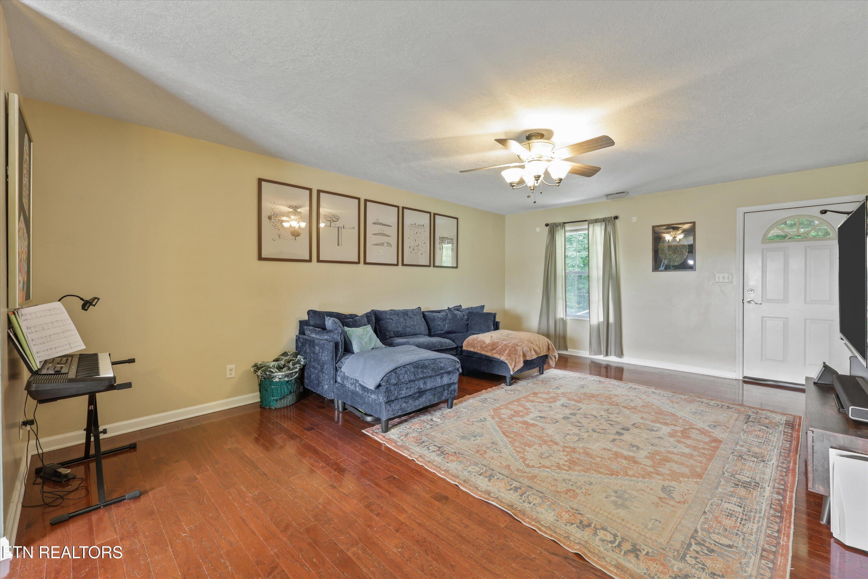 297 Booker Road Maynardville TN 37807