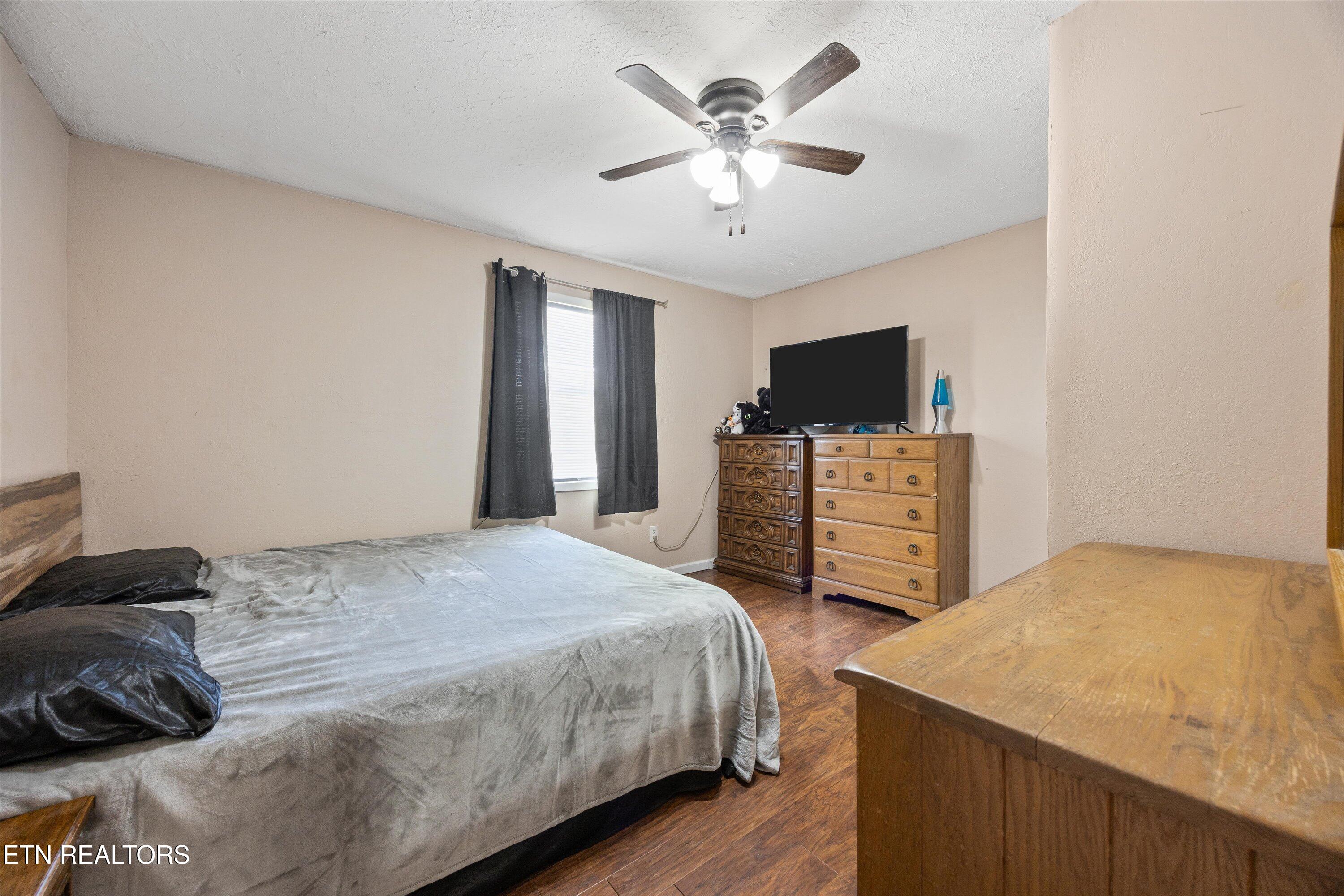 640 Camp Ridge Road Lafollette TN 37766