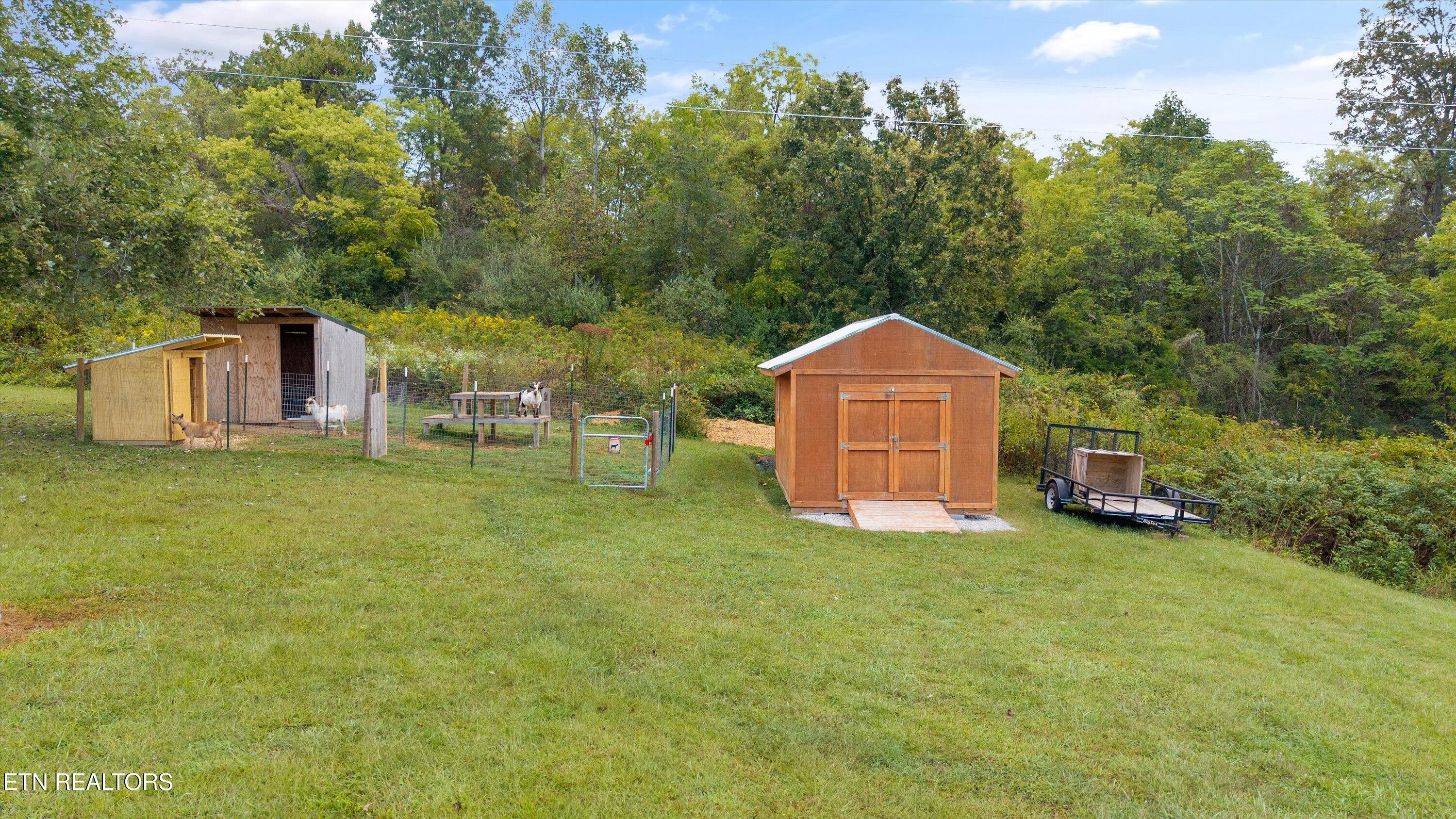 640 Camp Ridge Road Lafollette TN 37766