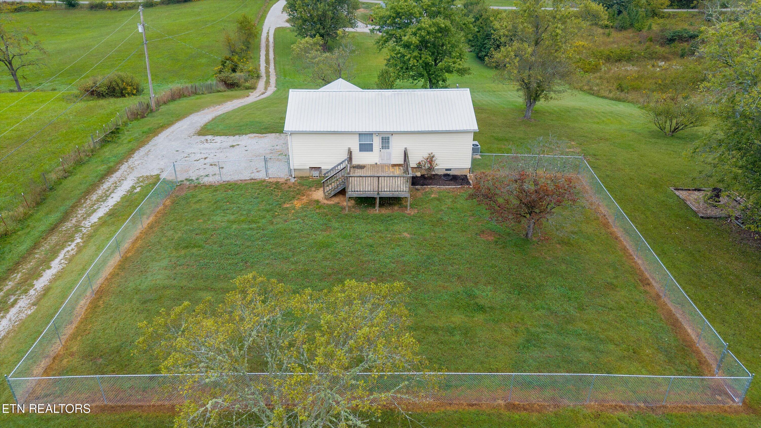 640 Camp Ridge Road Lafollette TN 37766