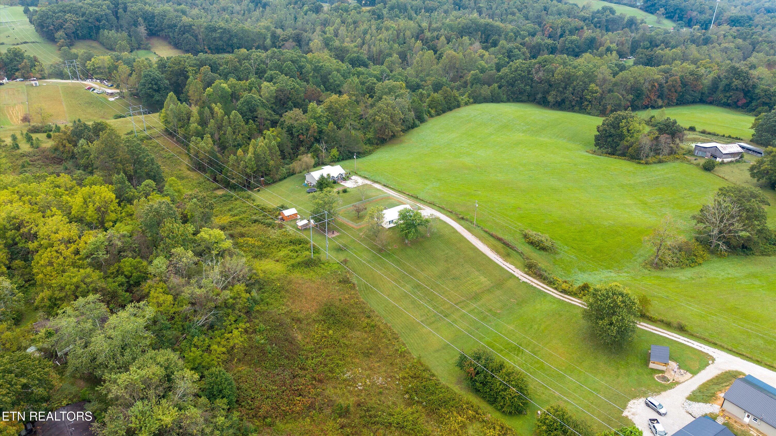 640 Camp Ridge Road Lafollette TN 37766