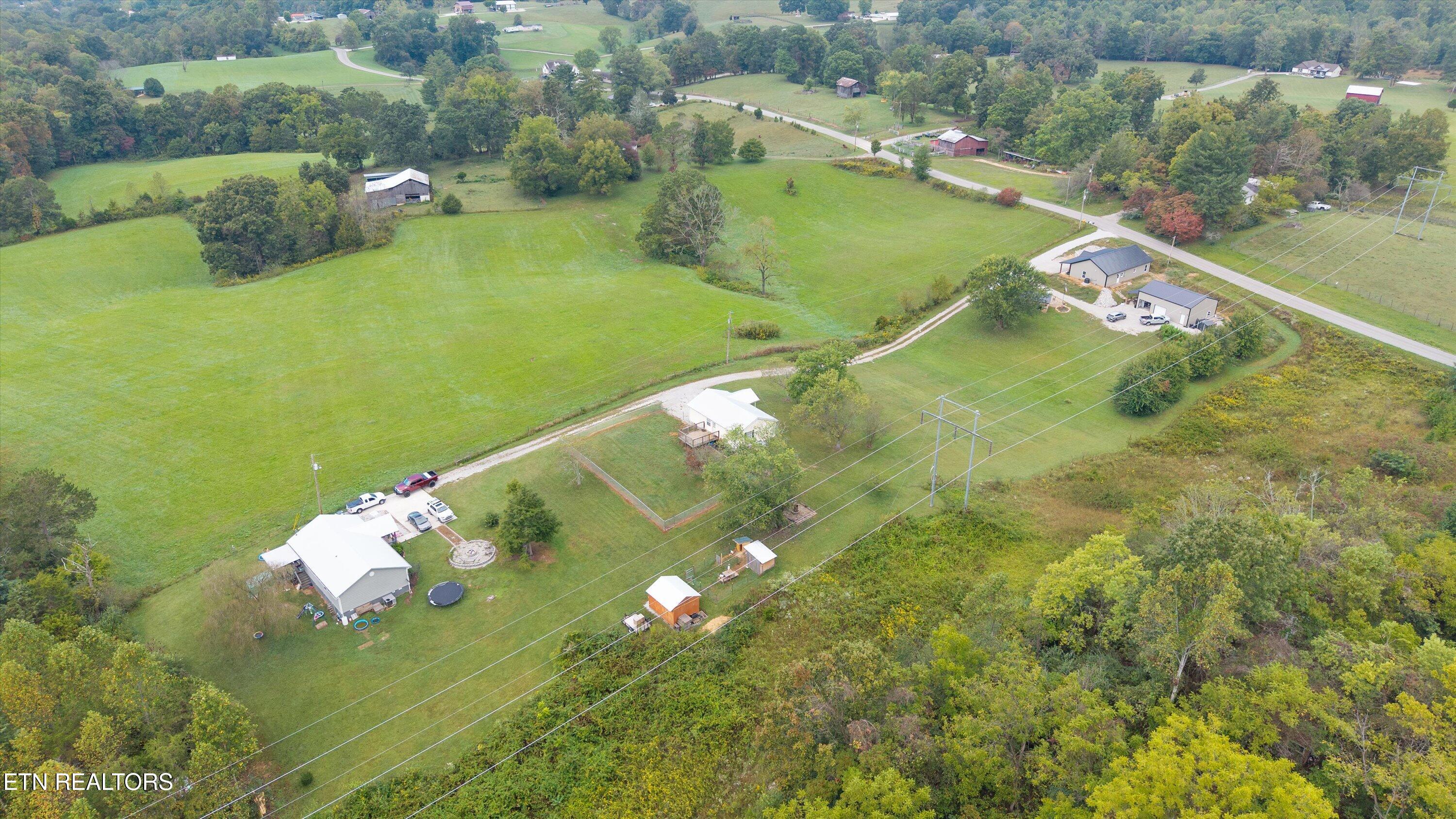 640 Camp Ridge Road Lafollette TN 37766