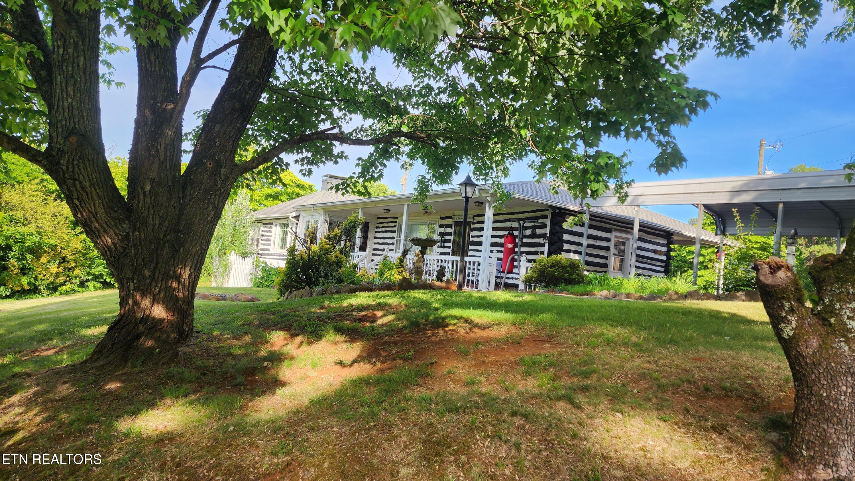 Knoxville TN 37920