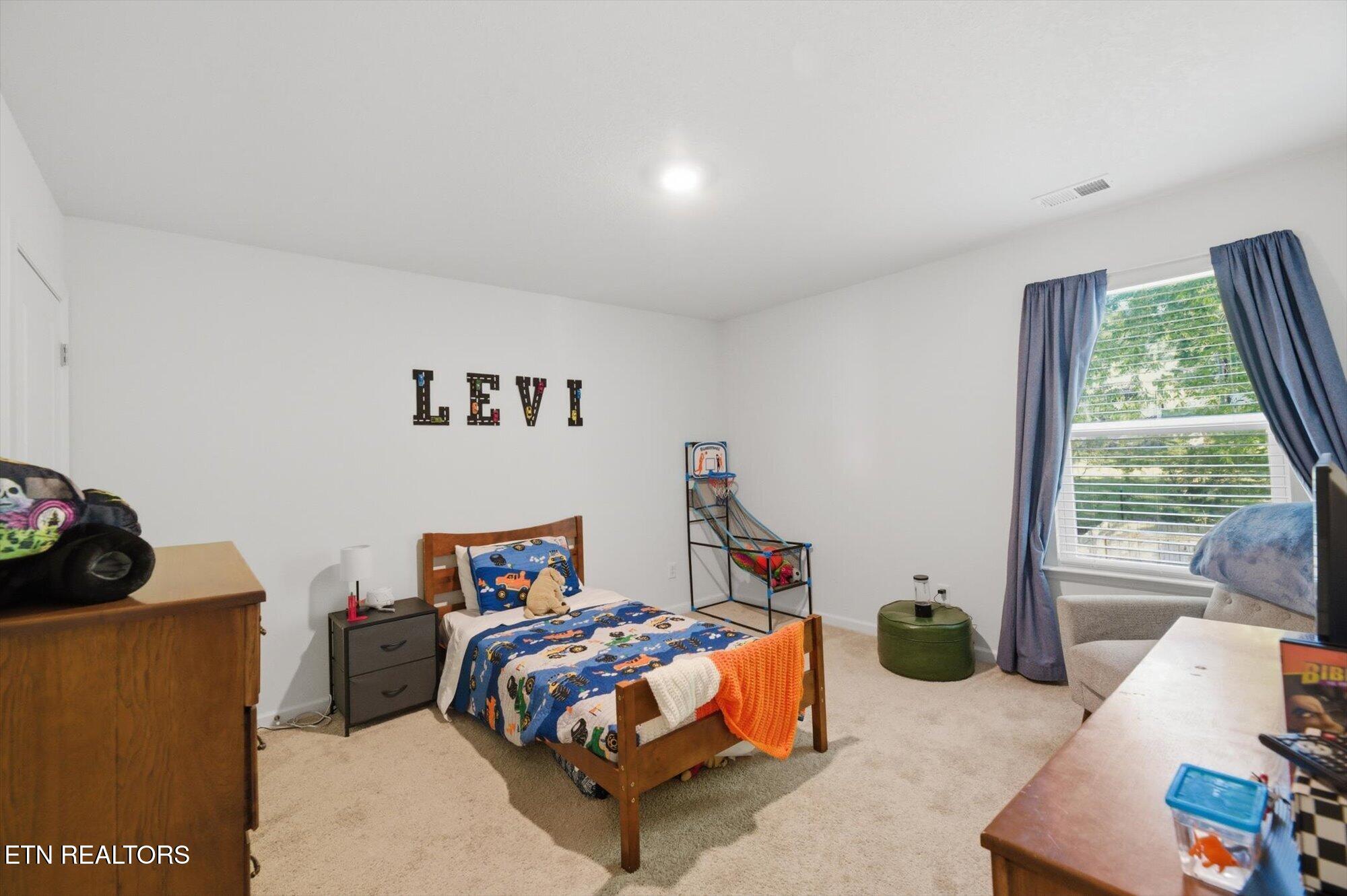 709 W Tellico Avenue Athens TN 37303