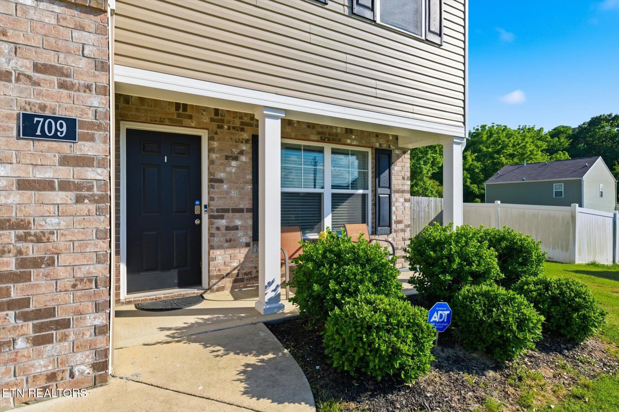 709 W Tellico Avenue Athens TN 37303