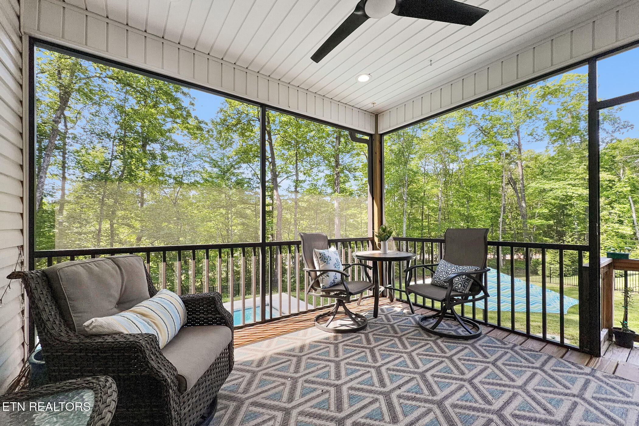 212 Nicoma Circle Loudon TN 37774